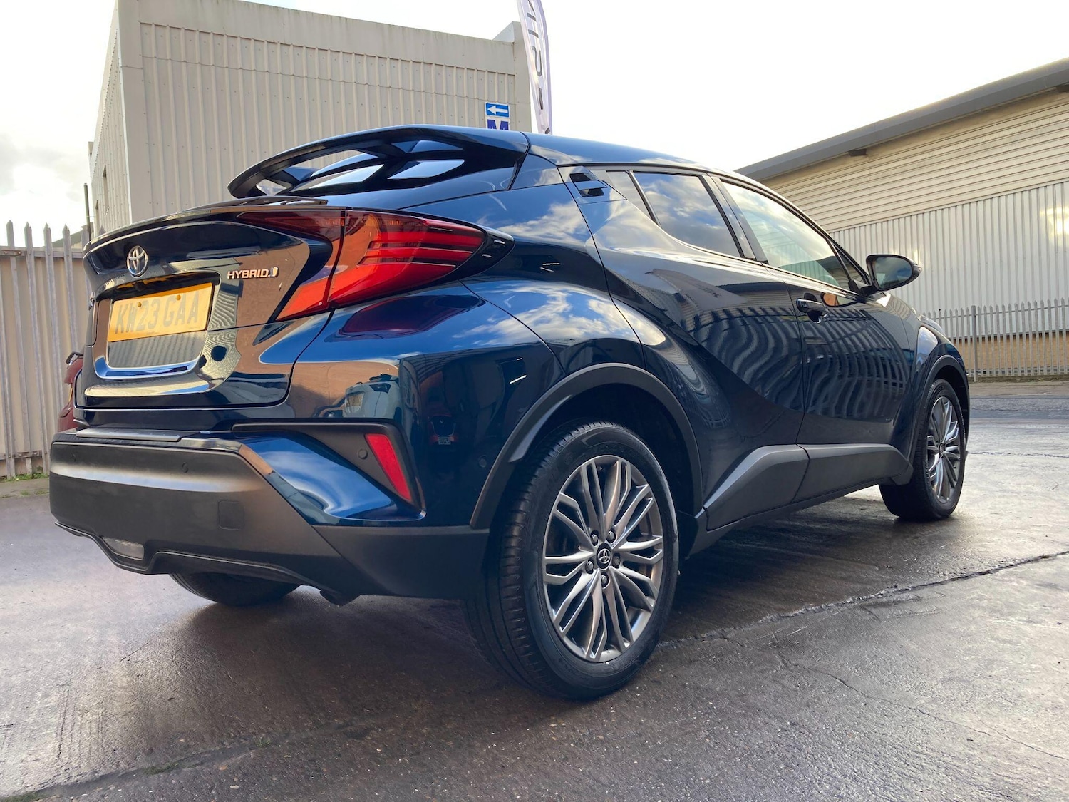 Used Toyota C-HR 2023 for sale - 76584722: Photo 20