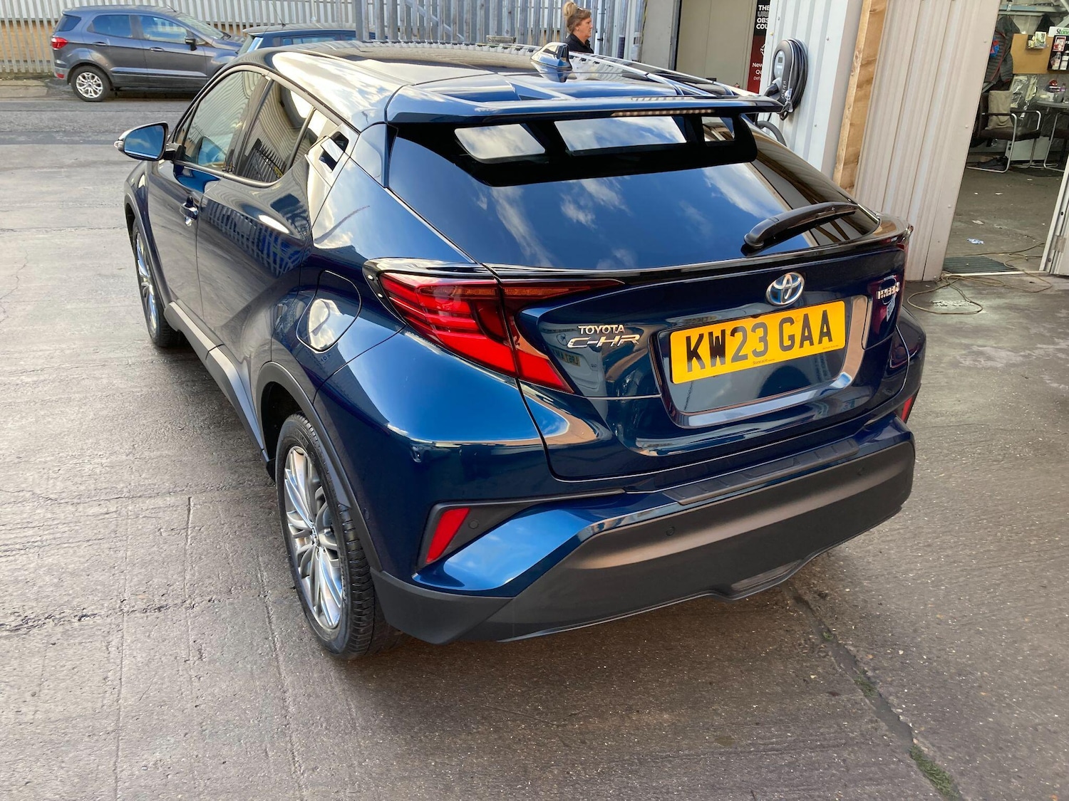 Used Toyota C-HR 2023 for sale - 76584722: Photo 24