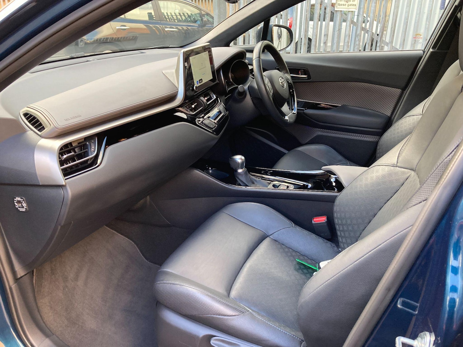 Used Toyota C-HR 2023 for sale - 76584722: Photo 28