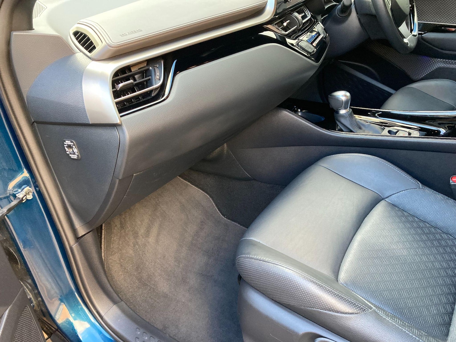 Used Toyota C-HR 2023 for sale - 76584722: Photo 31