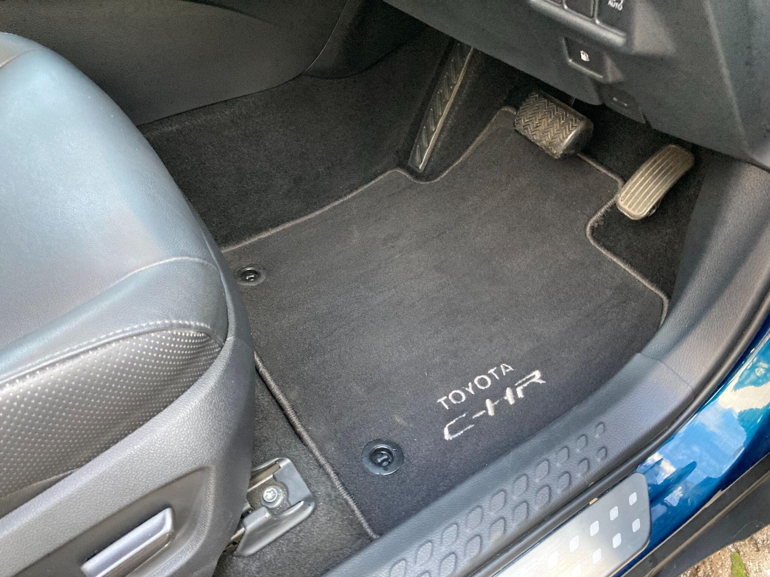 Used Toyota C-HR 2023 for sale - 76584722: Photo 46