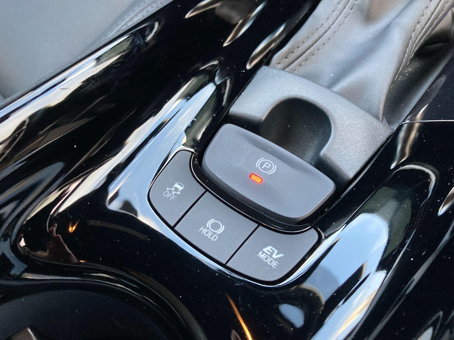 Used Toyota C-HR 2023 for sale - 76584722: Photo 58