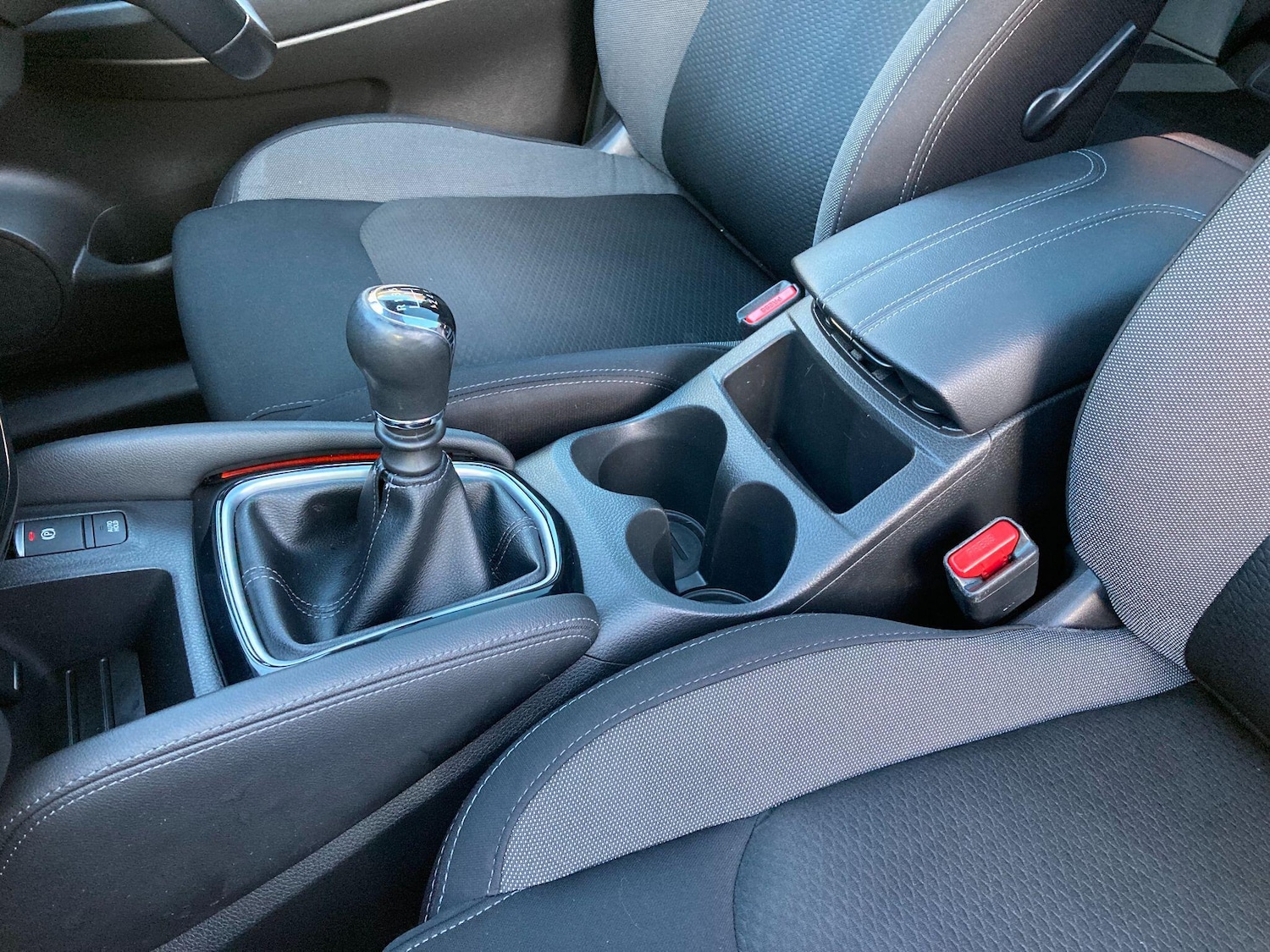 Used Nissan Qashqai 2018 for sale - 76976496: Photo 34