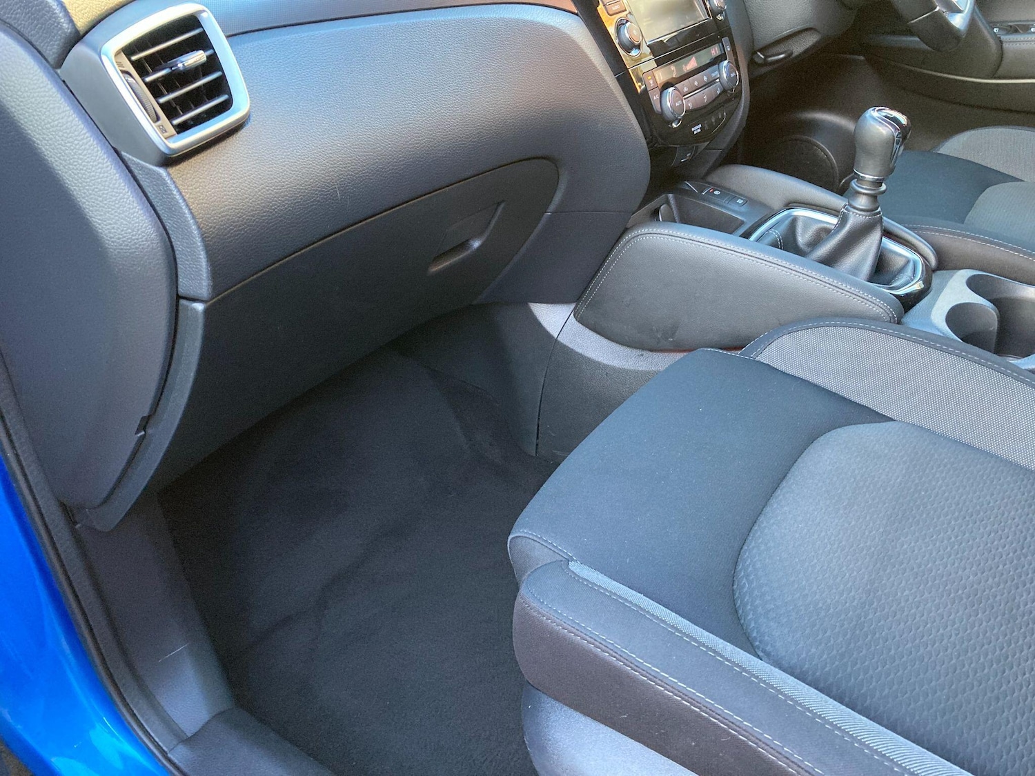 Used Nissan Qashqai 2018 for sale - 76976496: Photo 38