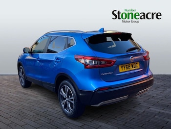 Used Nissan Qashqai 2018 for sale - 76976496: Photo