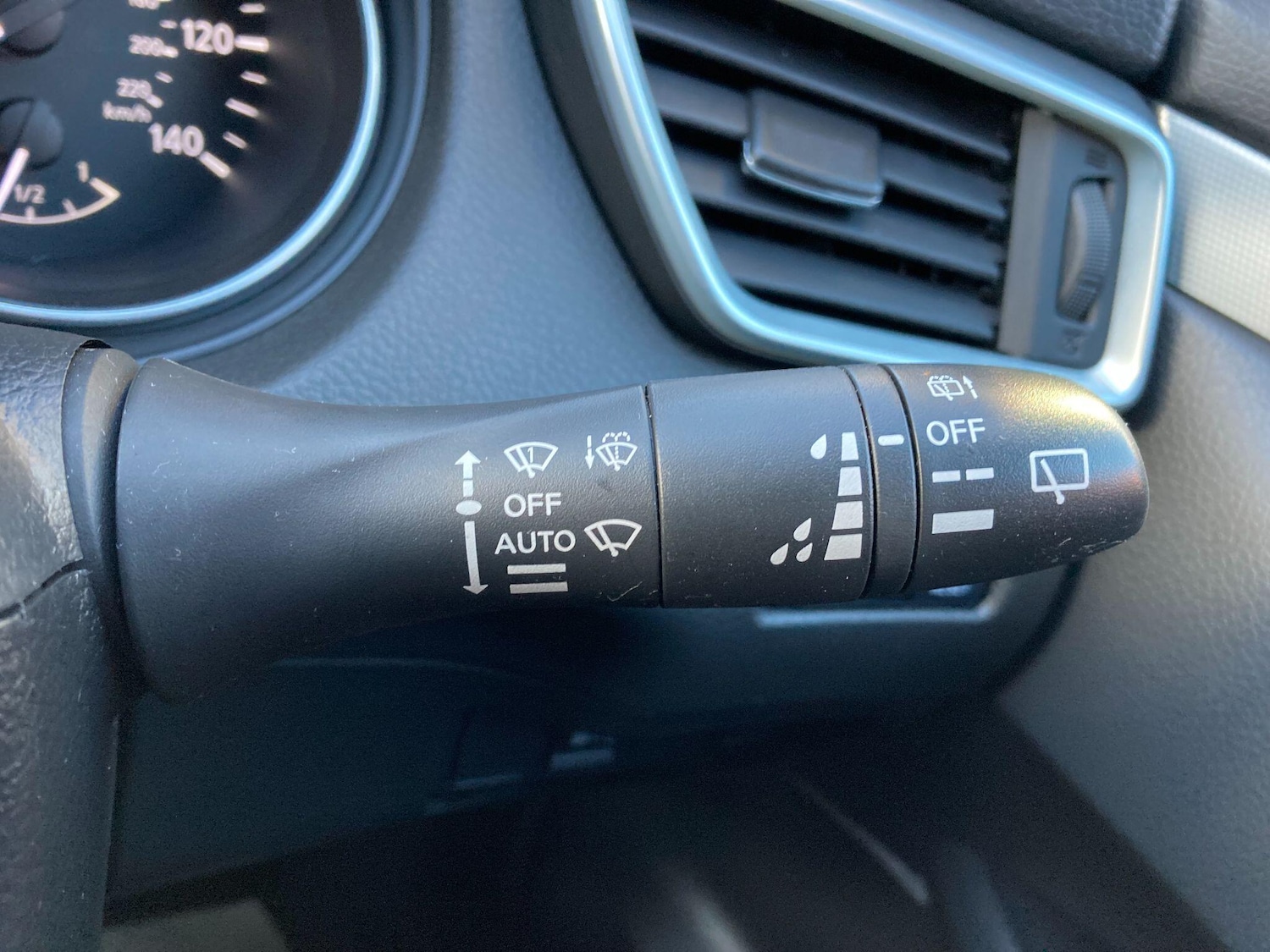 Used Nissan Qashqai 2018 for sale - 76976496: Photo 62