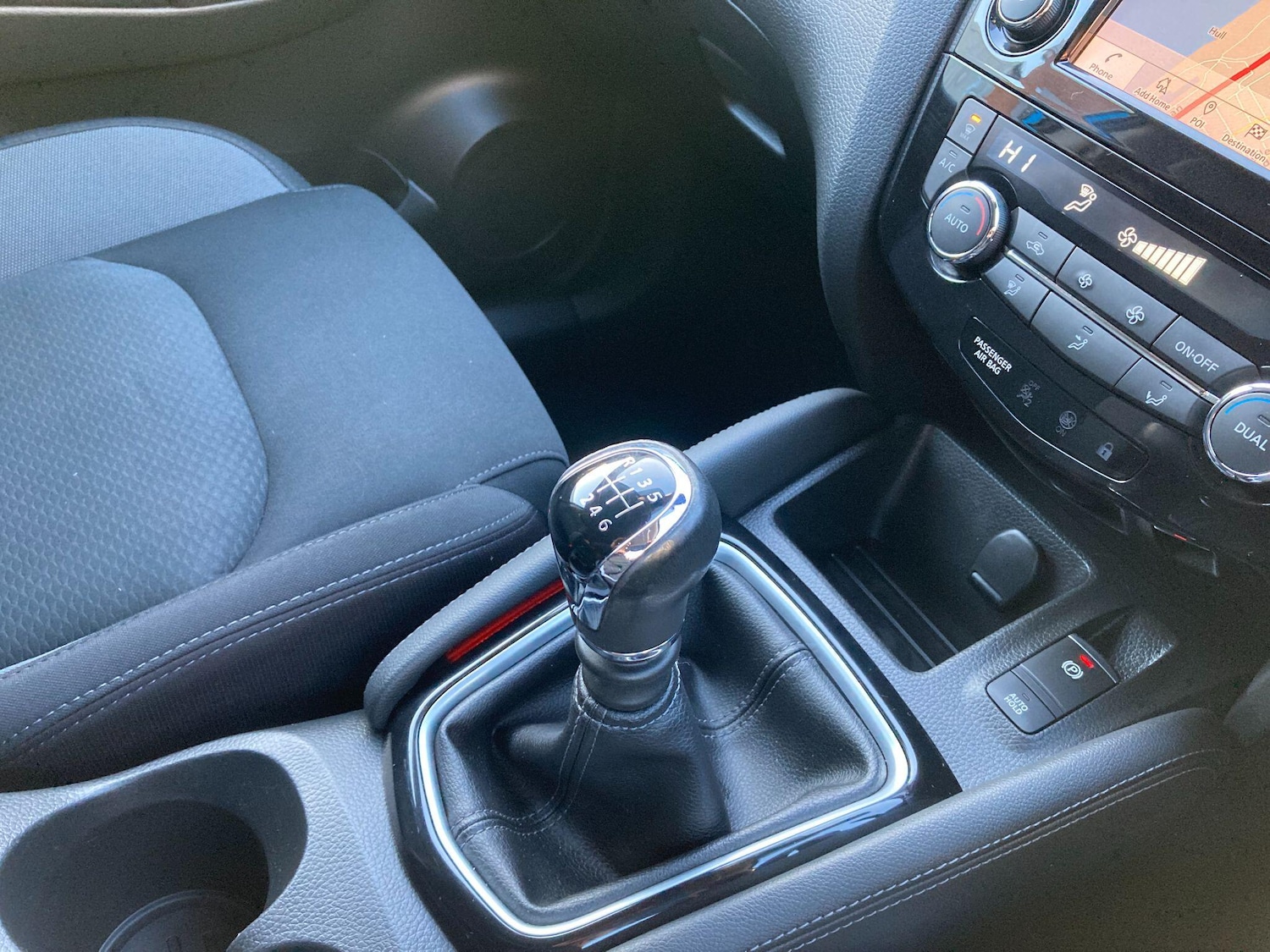 Used Nissan Qashqai 2018 for sale - 76976496: Photo 73