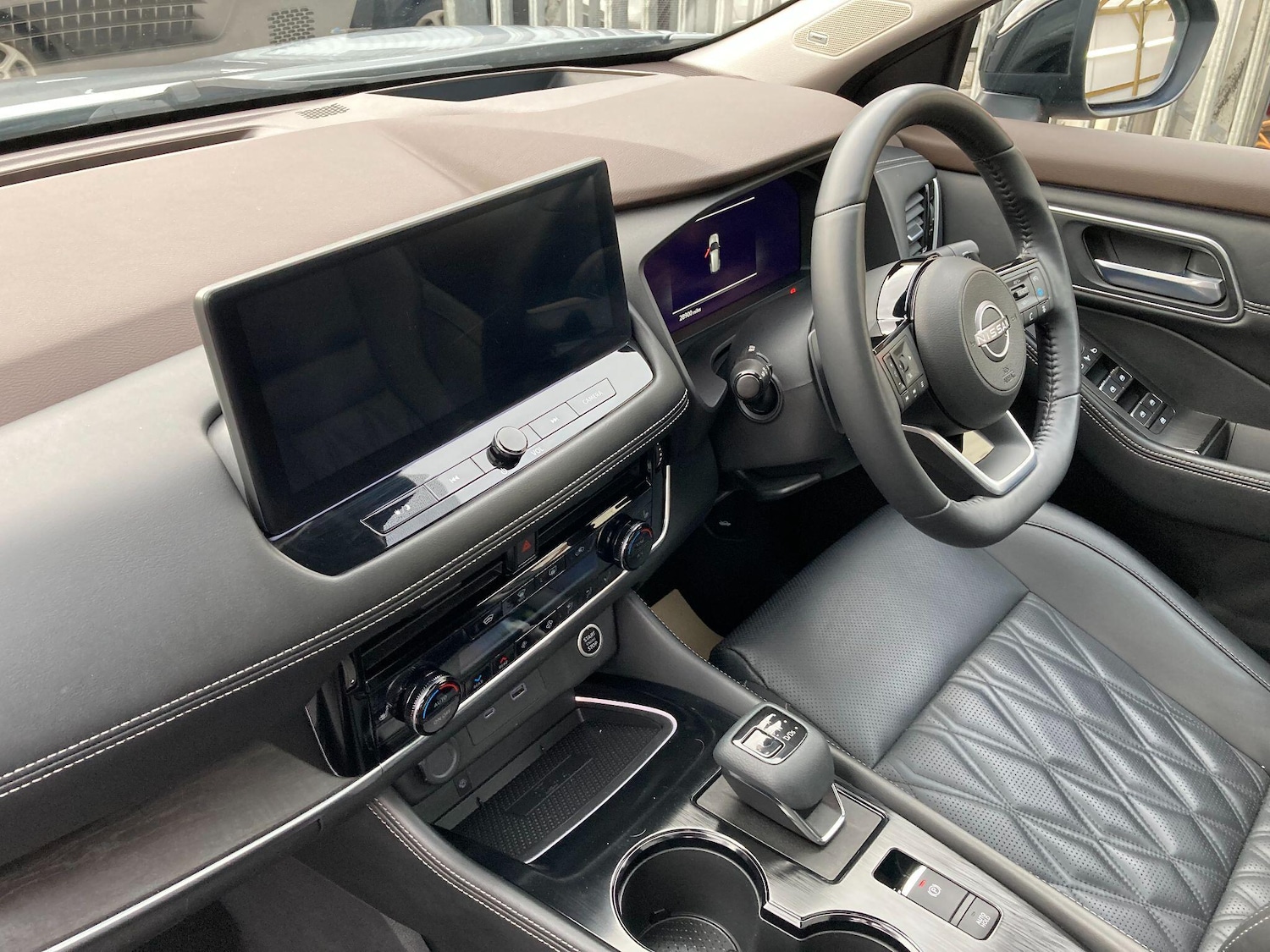 Used Nissan X-Trail 2023 for sale - 77057361: Photo 35