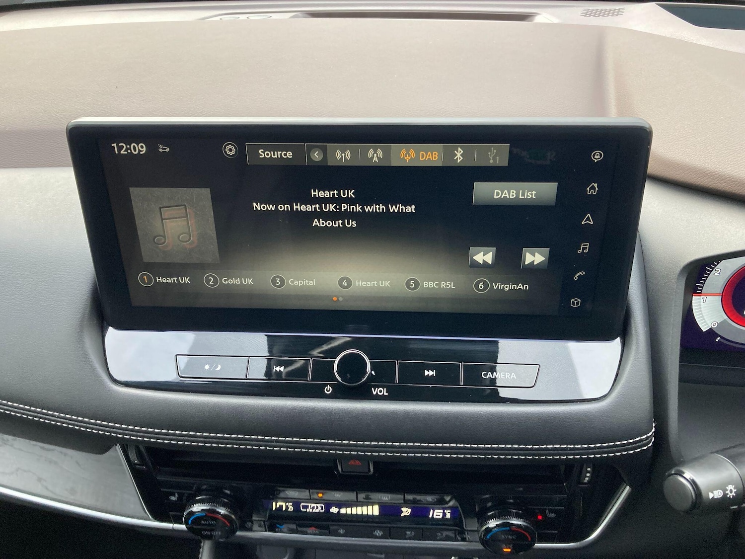 Used Nissan X-Trail 2023 for sale - 77057361: Photo 70