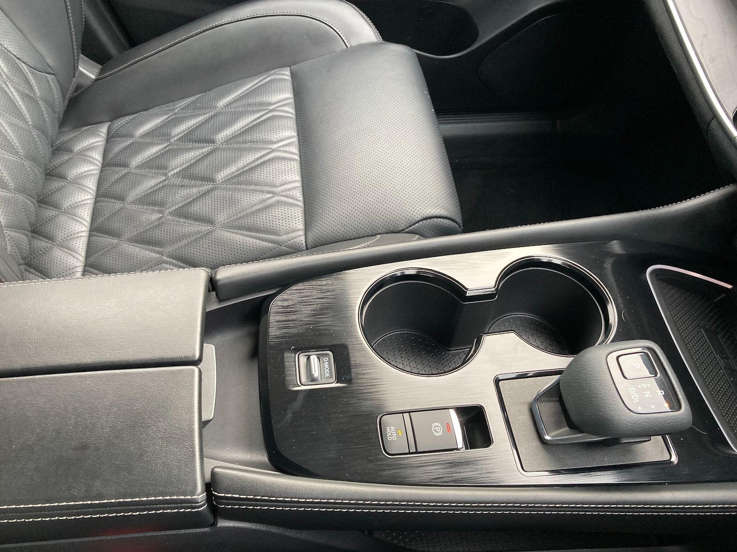 Used Nissan X-Trail 2023 for sale - 77057361: Photo 79