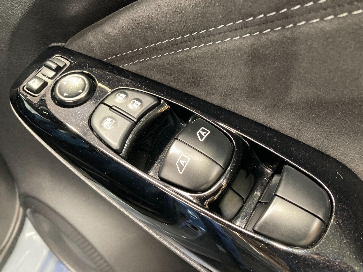 Used Nissan Juke for sale - 77977644: Photo 60