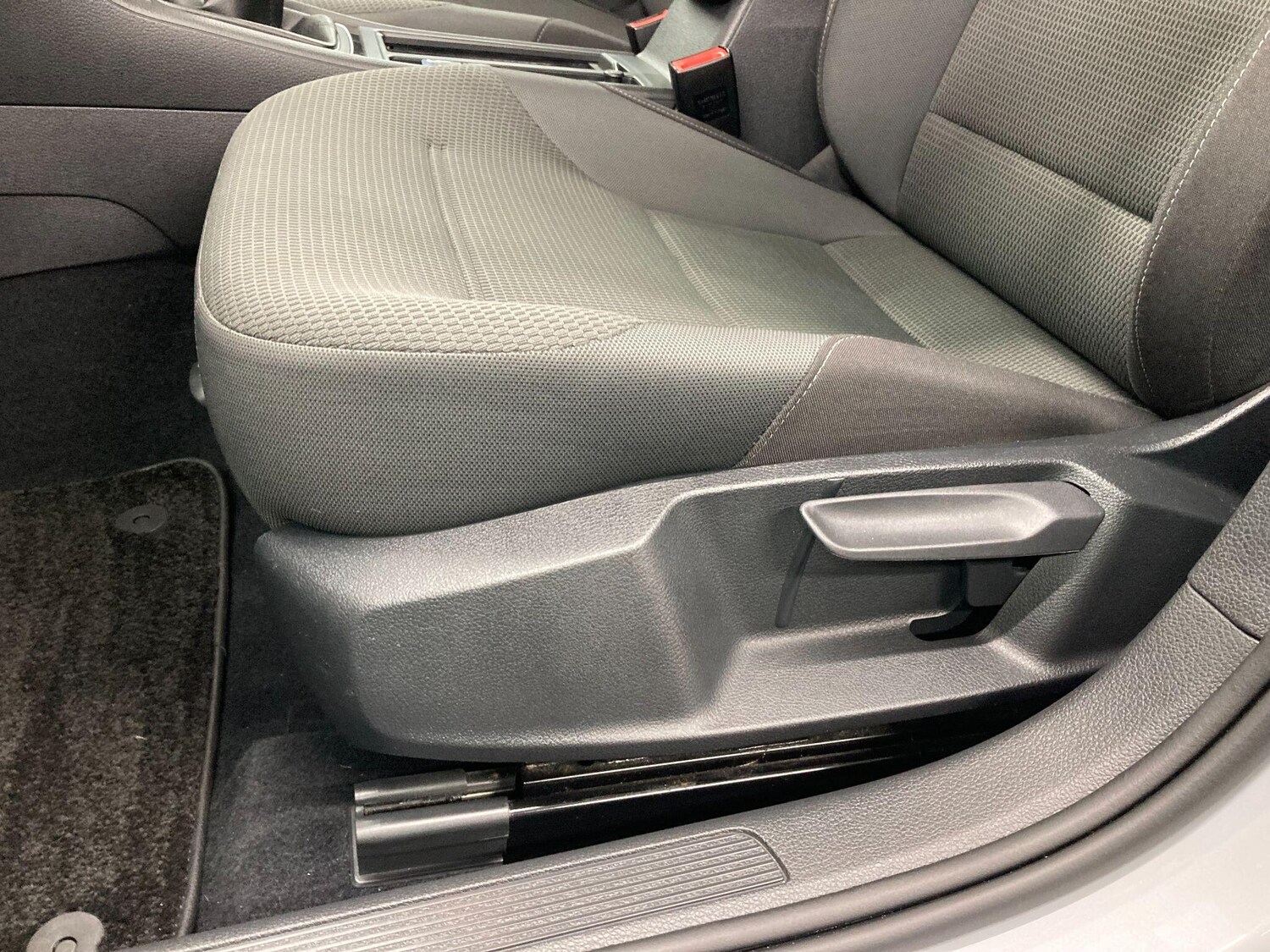 Used Volkswagen Golf 2018 for sale - 77574567: Photo 37