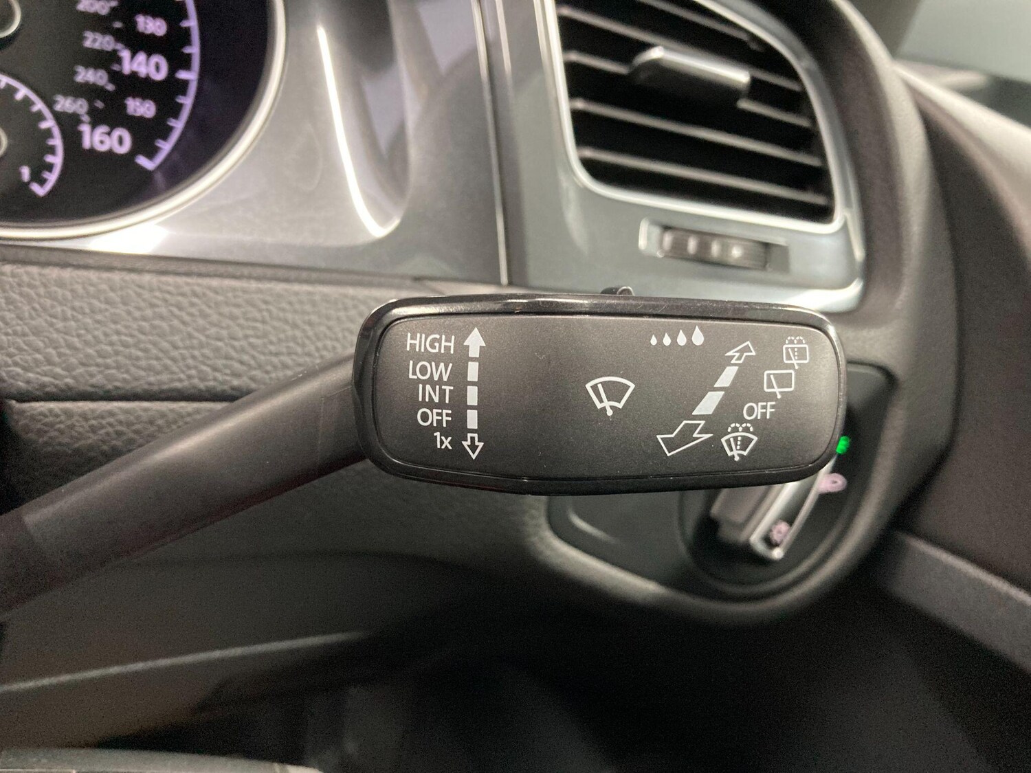 Used Volkswagen Golf 2018 for sale - 77574567: Photo 59