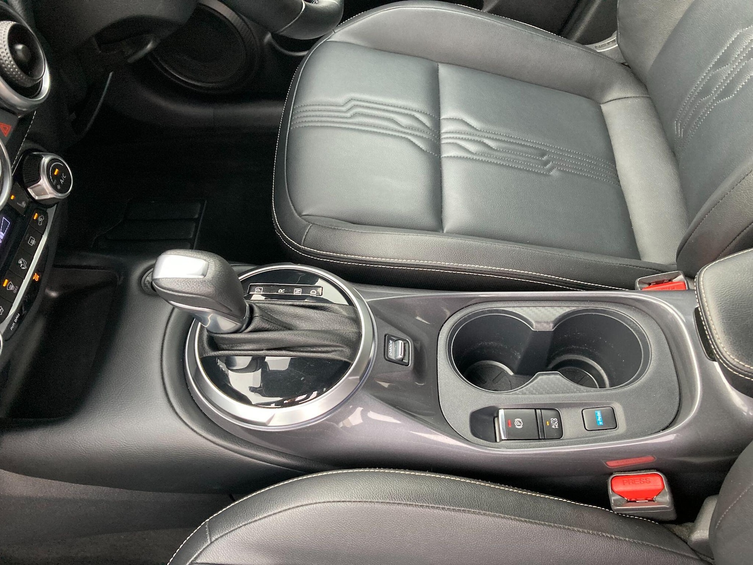 Used Nissan Juke 2023 for sale - 77101915: Photo 34