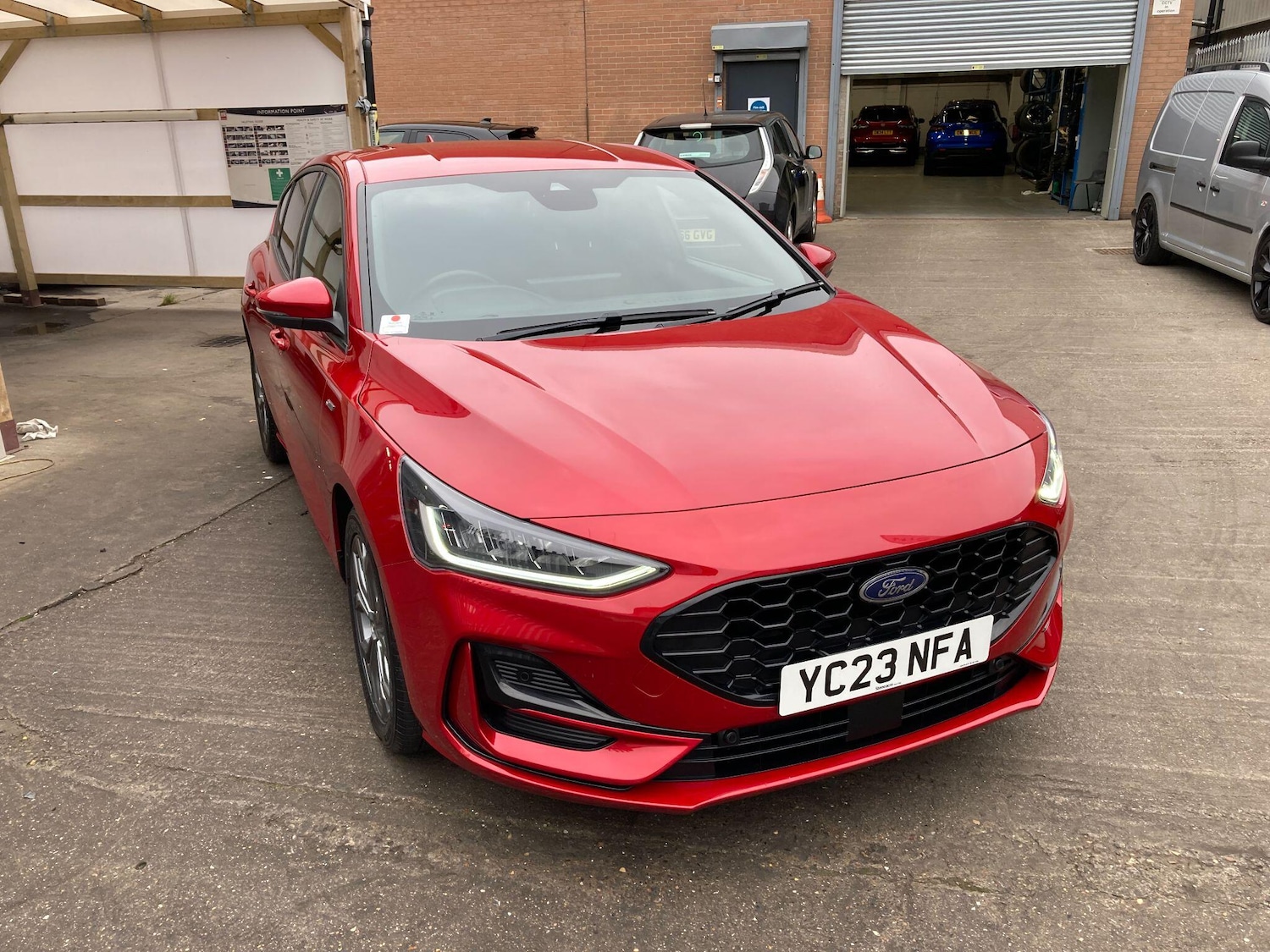 Used Ford Focus 2023 for sale - 76432822: Photo 18