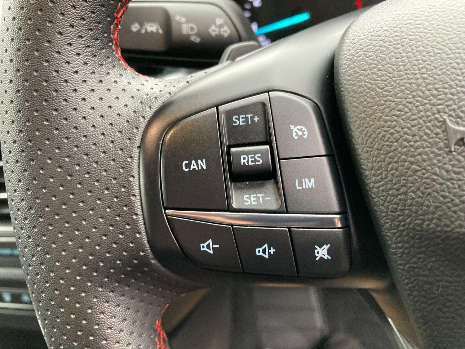 Used Ford Focus 2023 for sale - 76432822: Photo 59