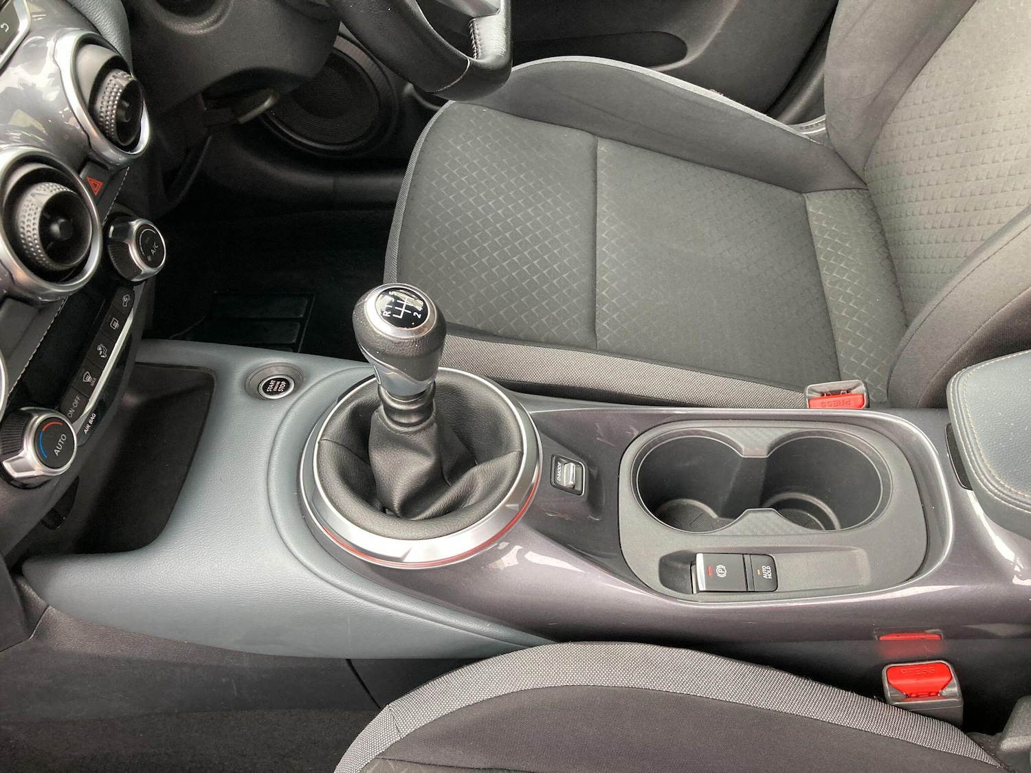 Used Nissan Juke 2020 for sale - 76512555: Photo 31