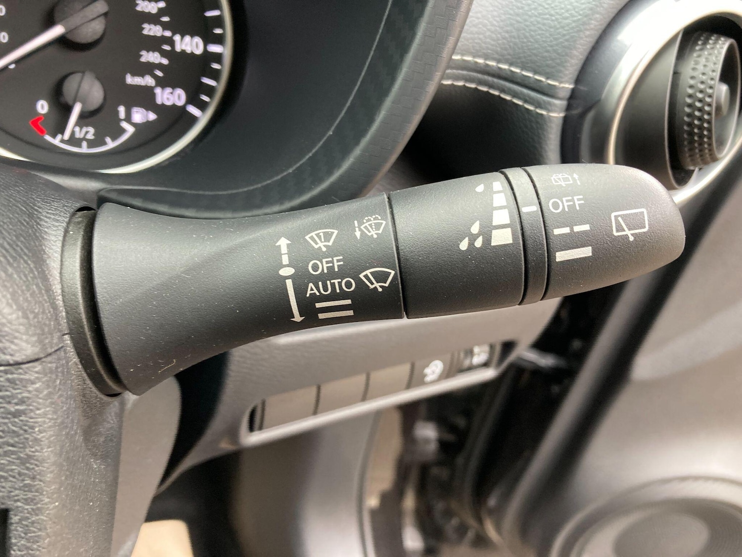 Used Nissan Juke 2020 for sale - 76512555: Photo 51