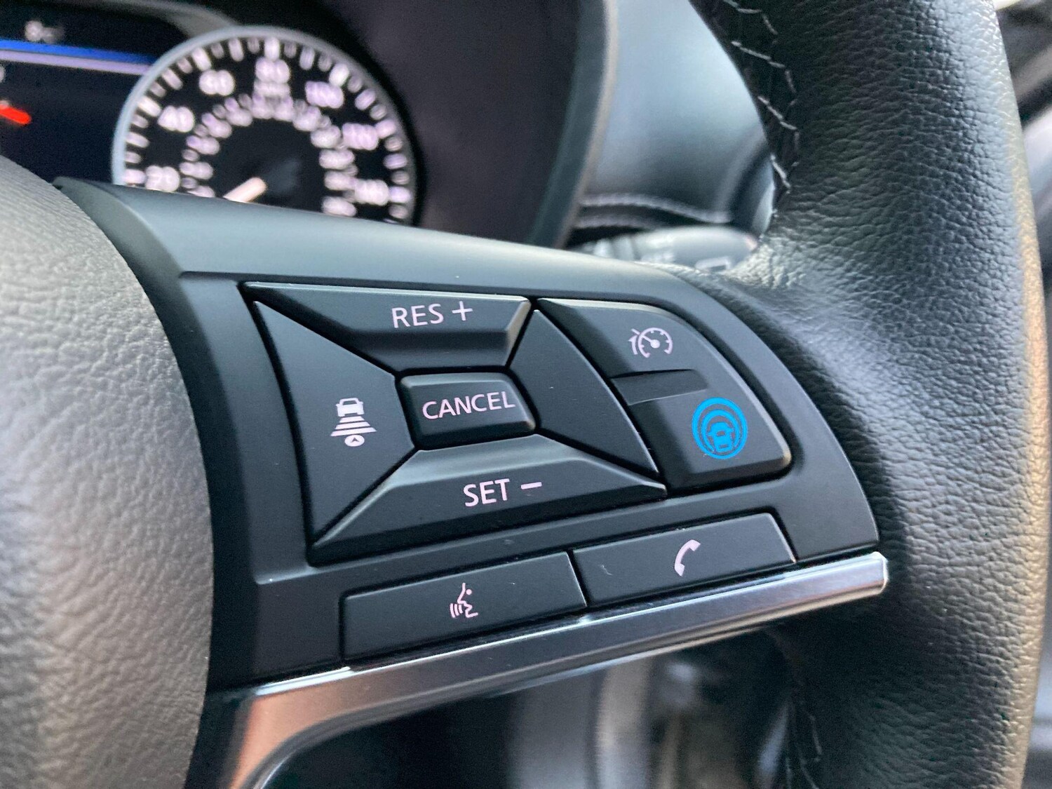 Used Nissan Juke 2022 for sale - 76689001: Photo 55