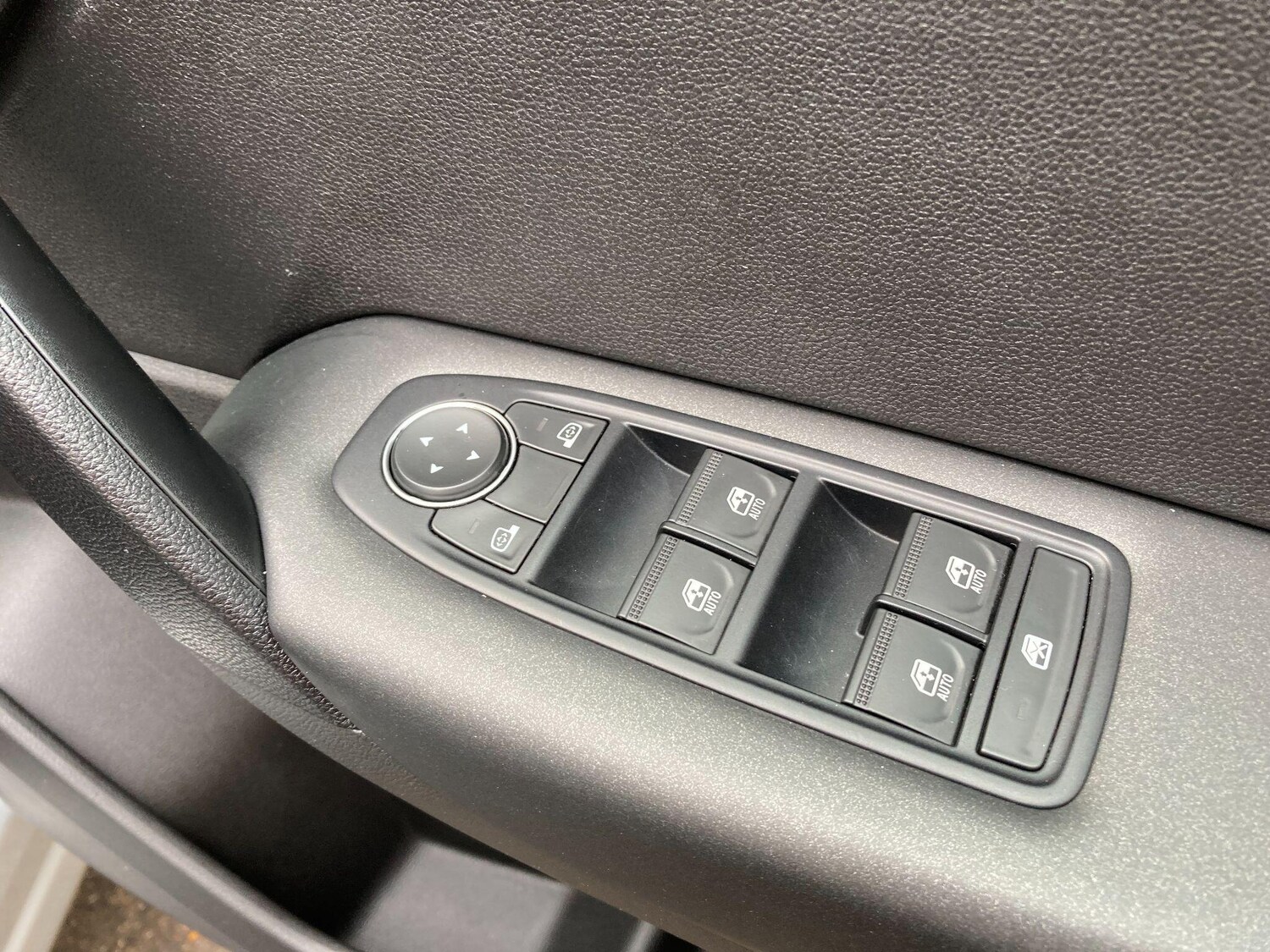 Used Renault Captur 2022 for sale - 76239388: Photo 43