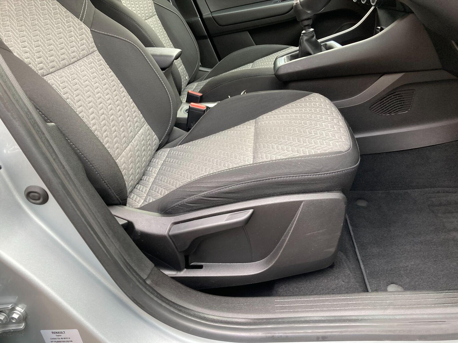 Used Renault Captur 2022 for sale - 76239388: Photo 46