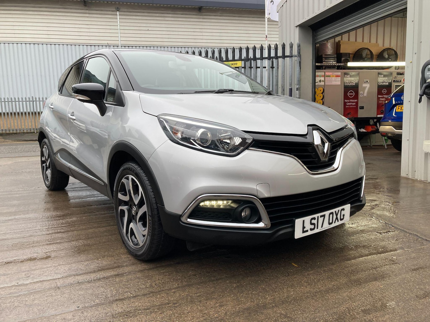 Used Renault Captur 2017 for sale - 77468153: Photo 17