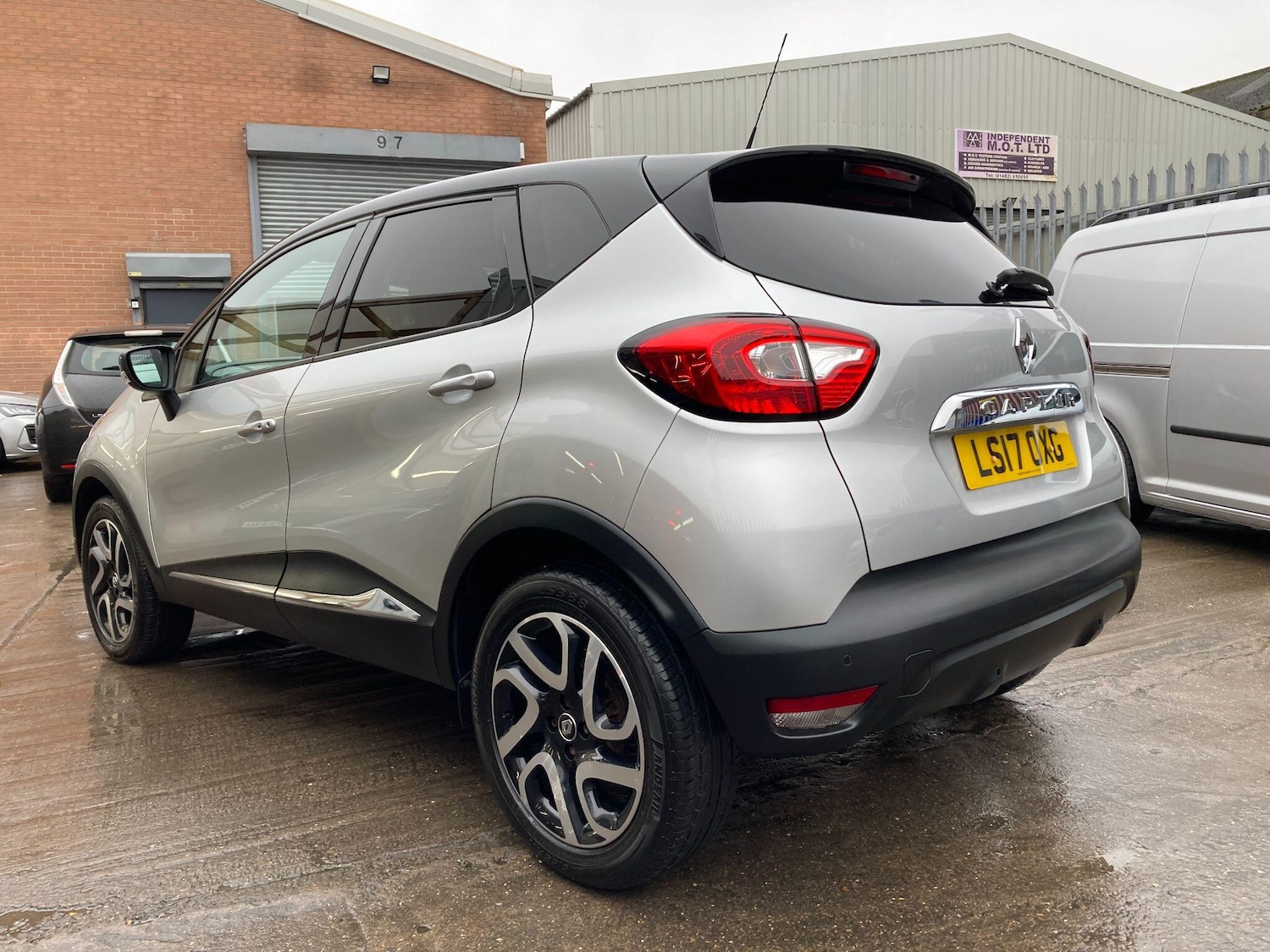 Used Renault Captur 2017 for sale - 77468153: Photo 25