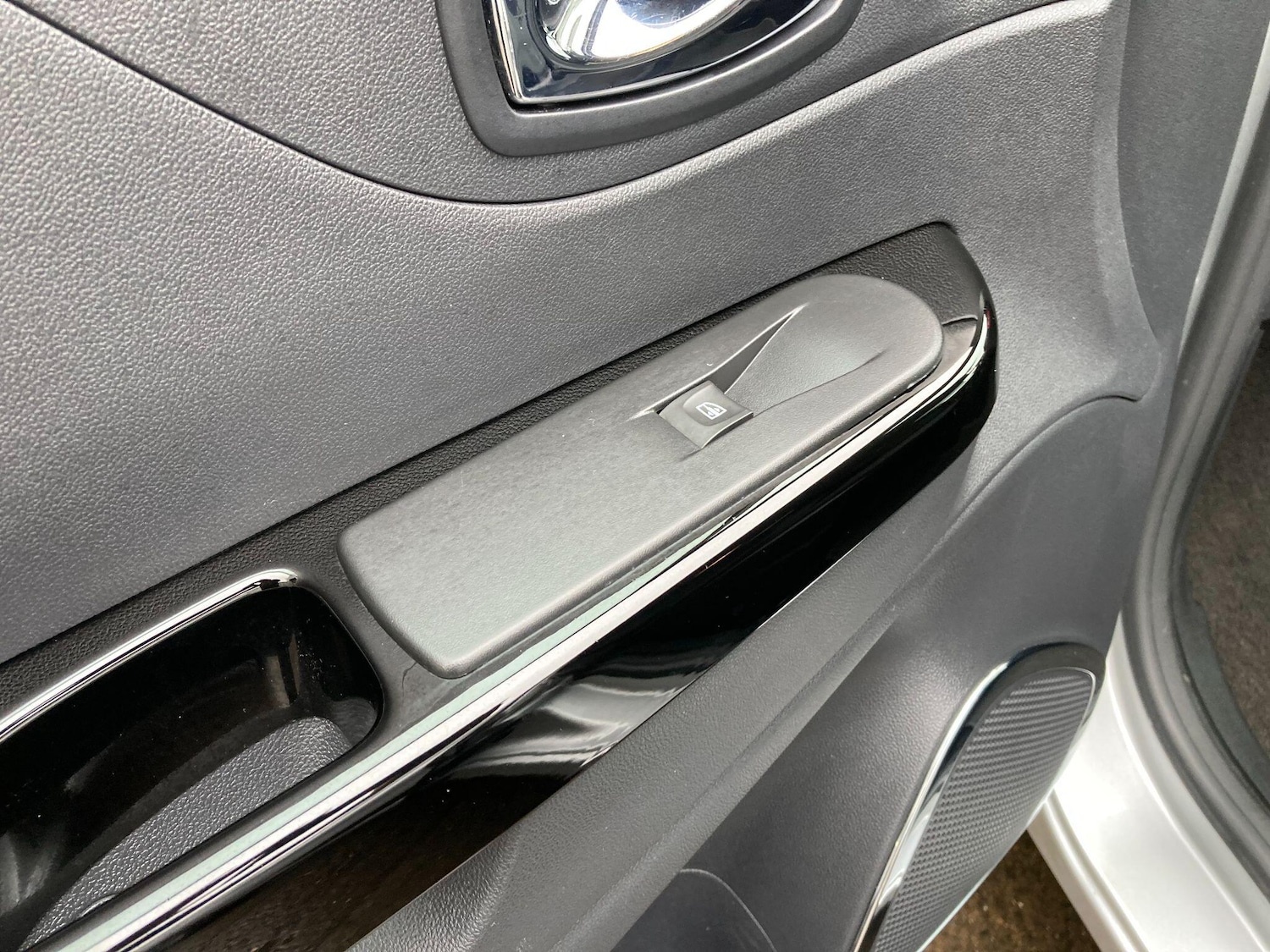 Used Renault Captur 2017 for sale - 77468153: Photo 35