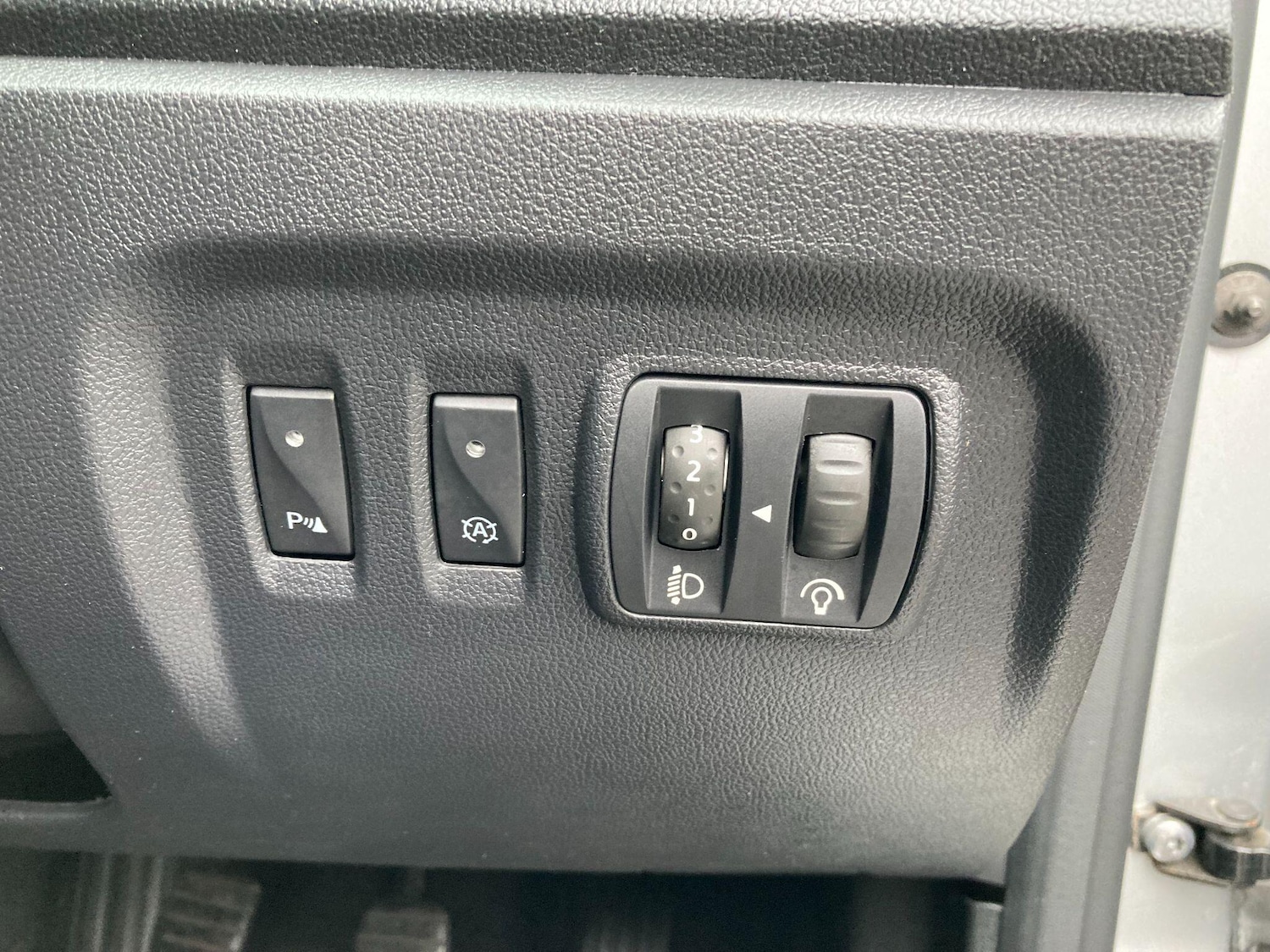 Used Renault Captur 2017 for sale - 77468153: Photo 49