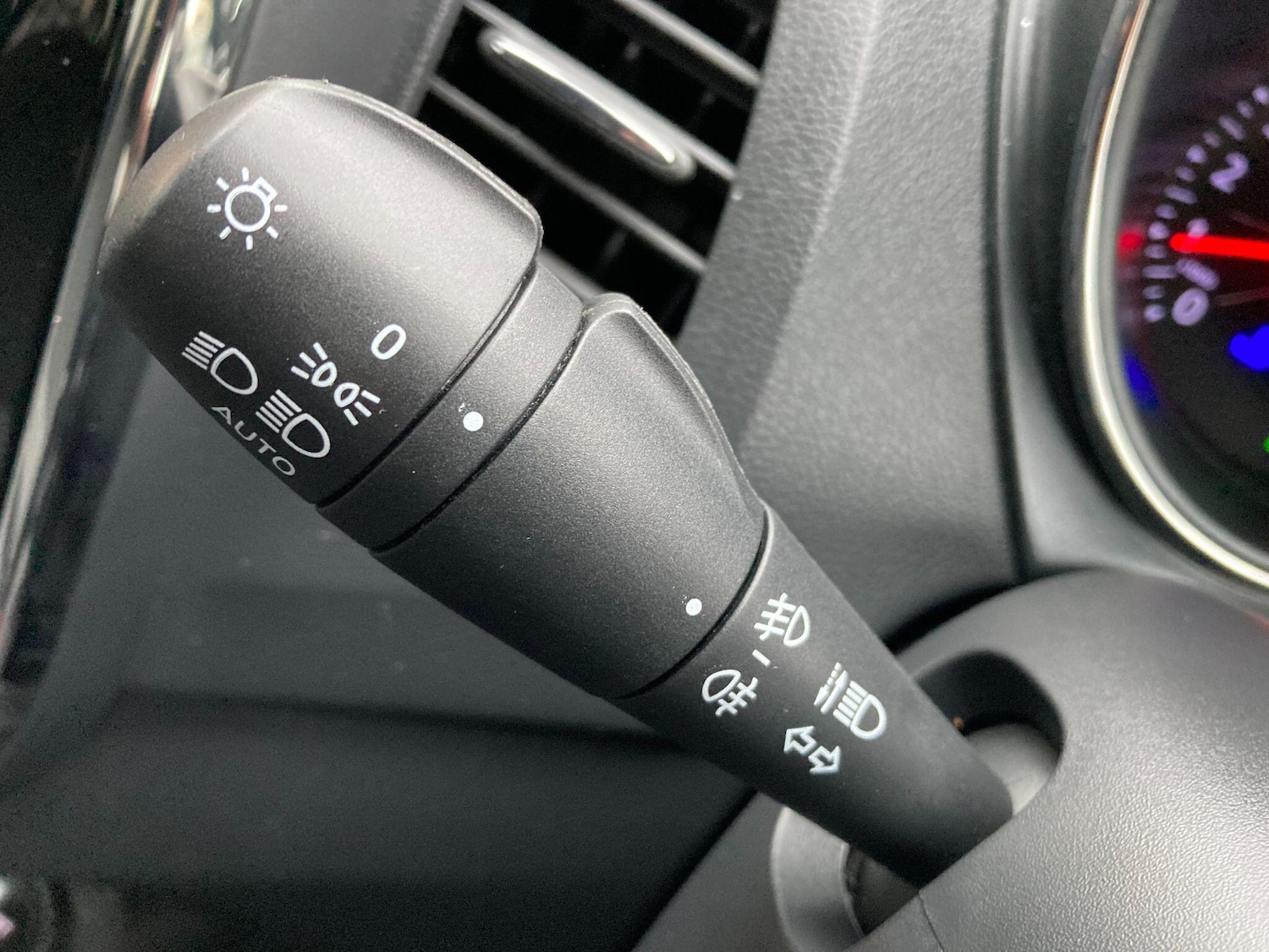 Used Renault Captur 2017 for sale - 77468153: Photo 52