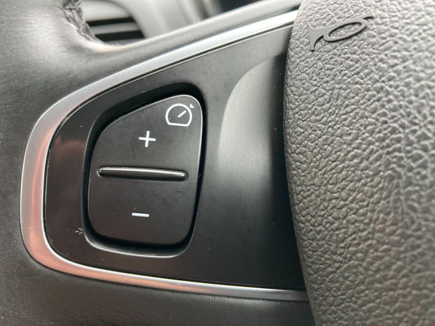 Used Renault Captur 2017 for sale - 77468153: Photo 54