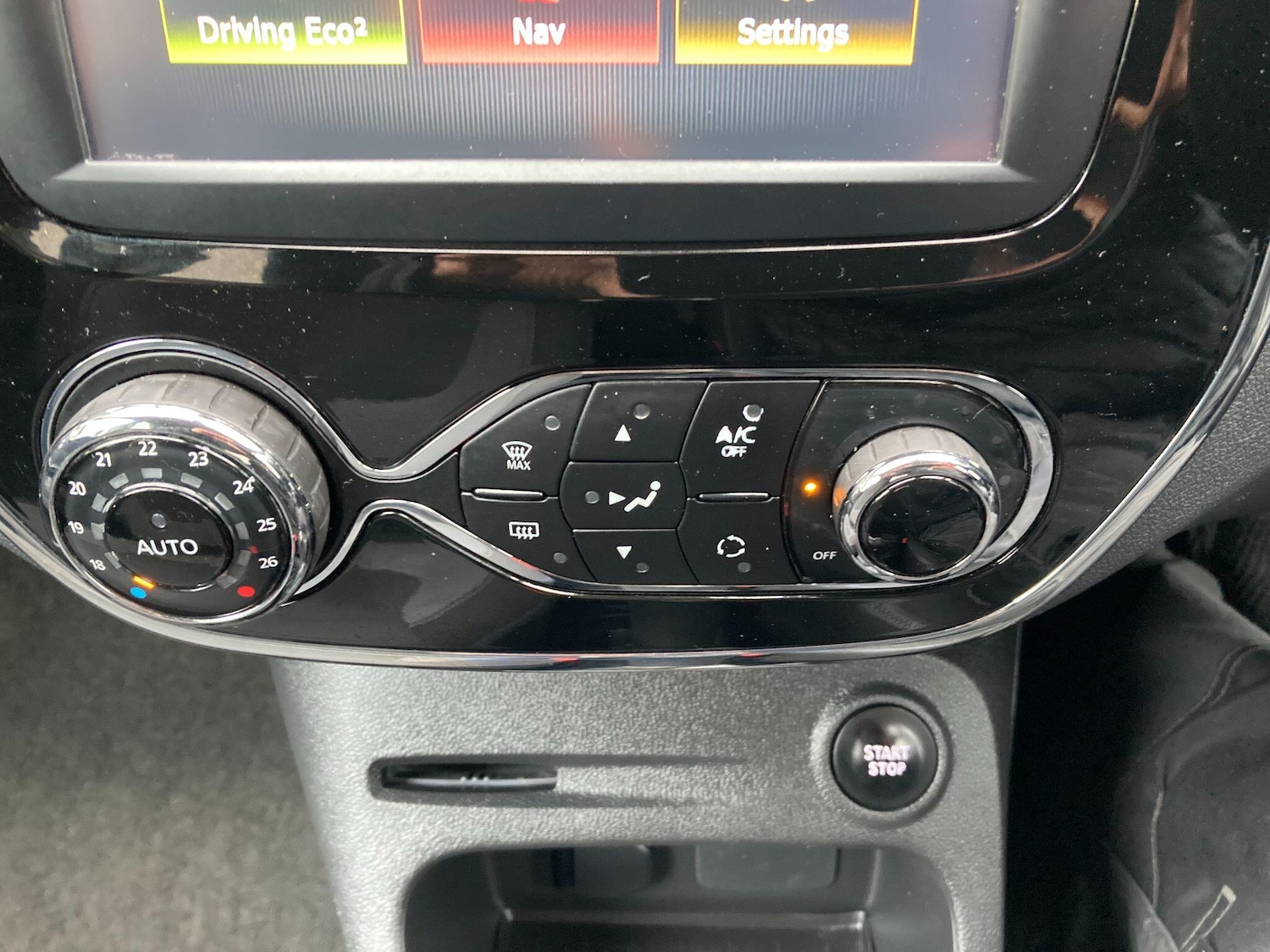 Used Renault Captur 2017 for sale - 77468153: Photo 60