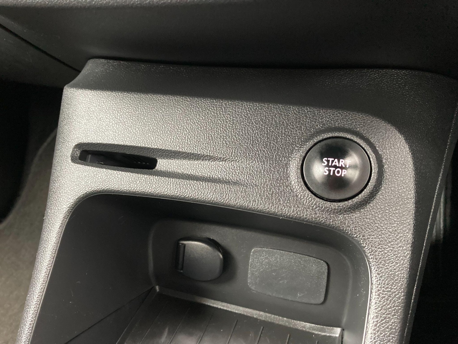 Used Renault Captur 2017 for sale - 77468153: Photo 61