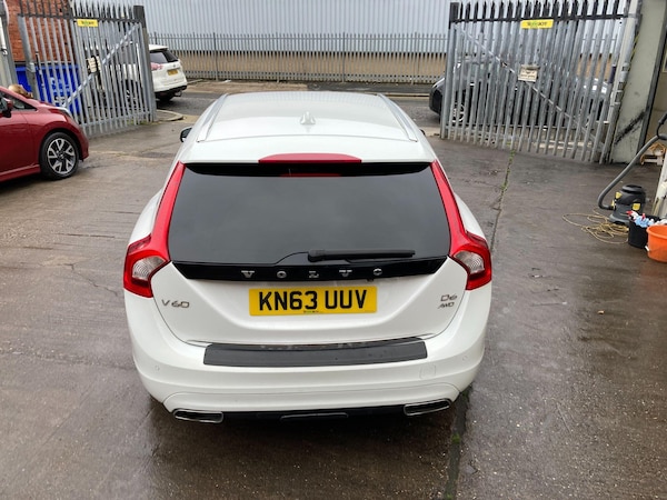 Used Volvo V60 2014 for sale - 76270758: Photo 25