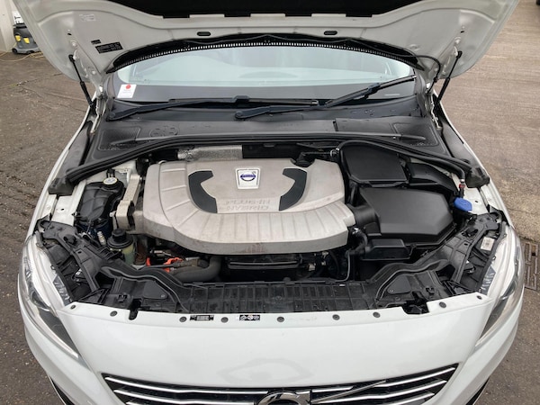 Used Volvo V60 2014 for sale - 76270758: Photo 32