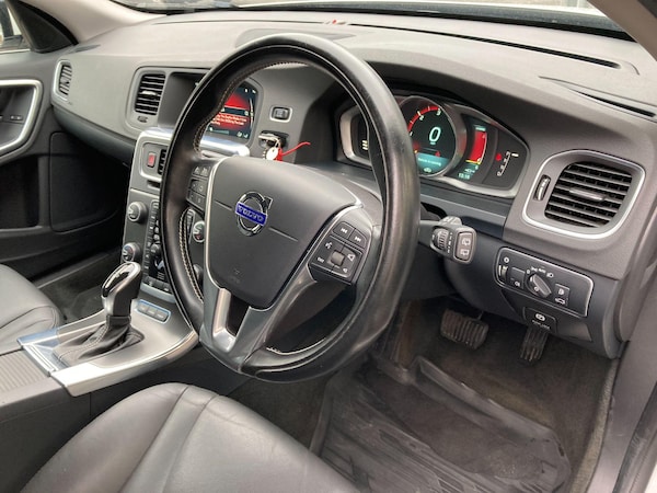 Used Volvo V60 2014 for sale - 76270758: Photo 56