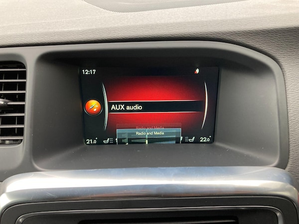 Used Volvo V60 2014 for sale - 76270758: Photo 67