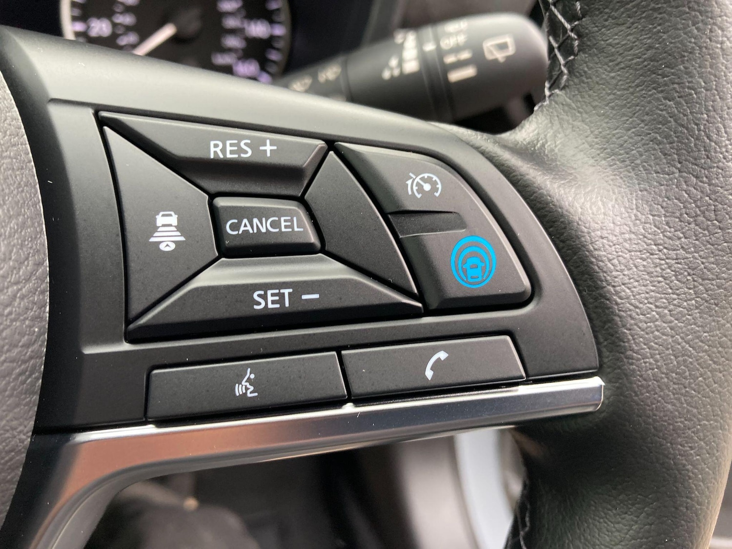 Used Nissan Juke 2024 for sale - 76511871: Photo 63