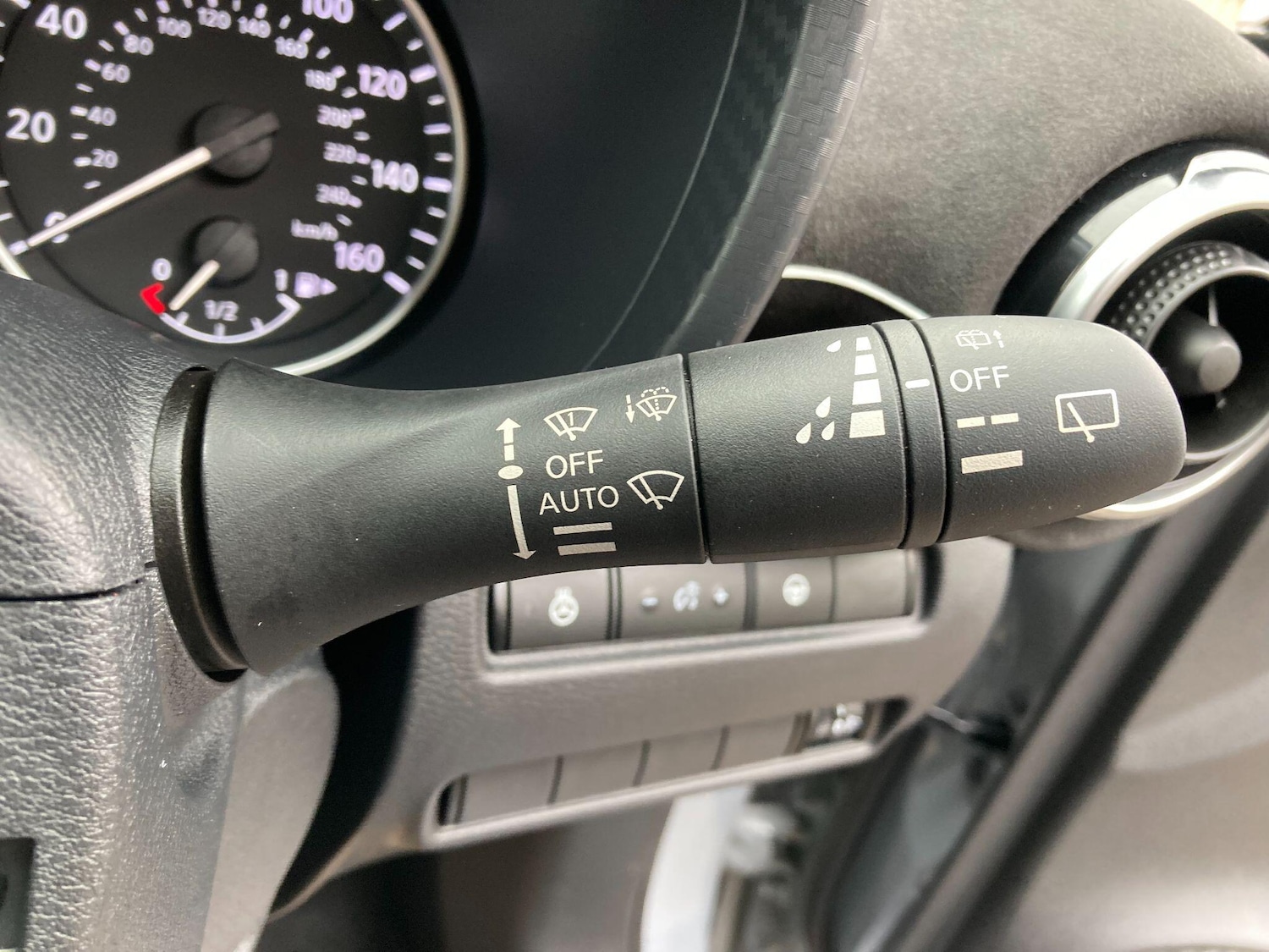 Used Nissan Juke 2024 for sale - 76511871: Photo 65