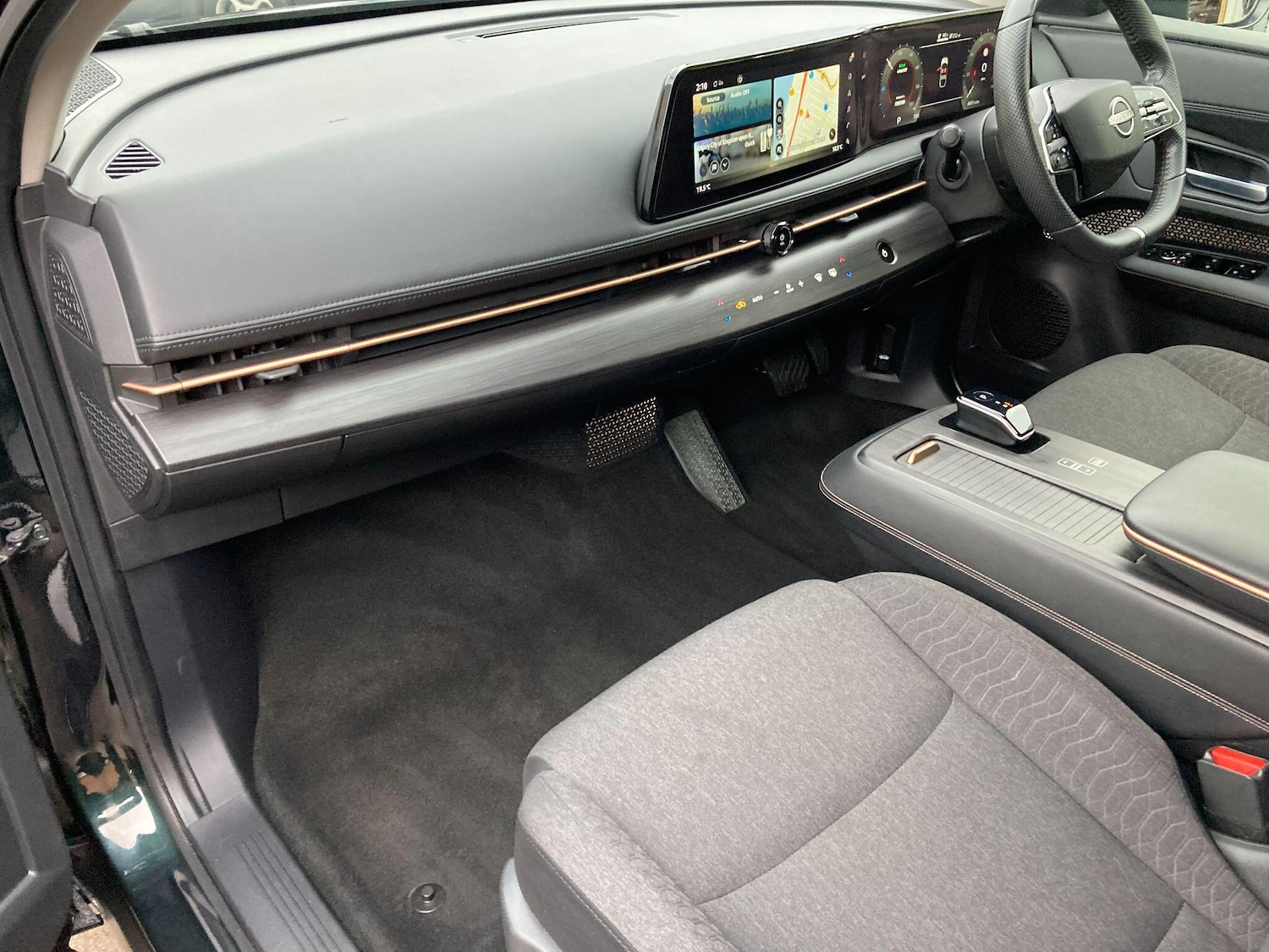 Used Nissan ARIYA 2025 for sale - 76671672: Photo 37