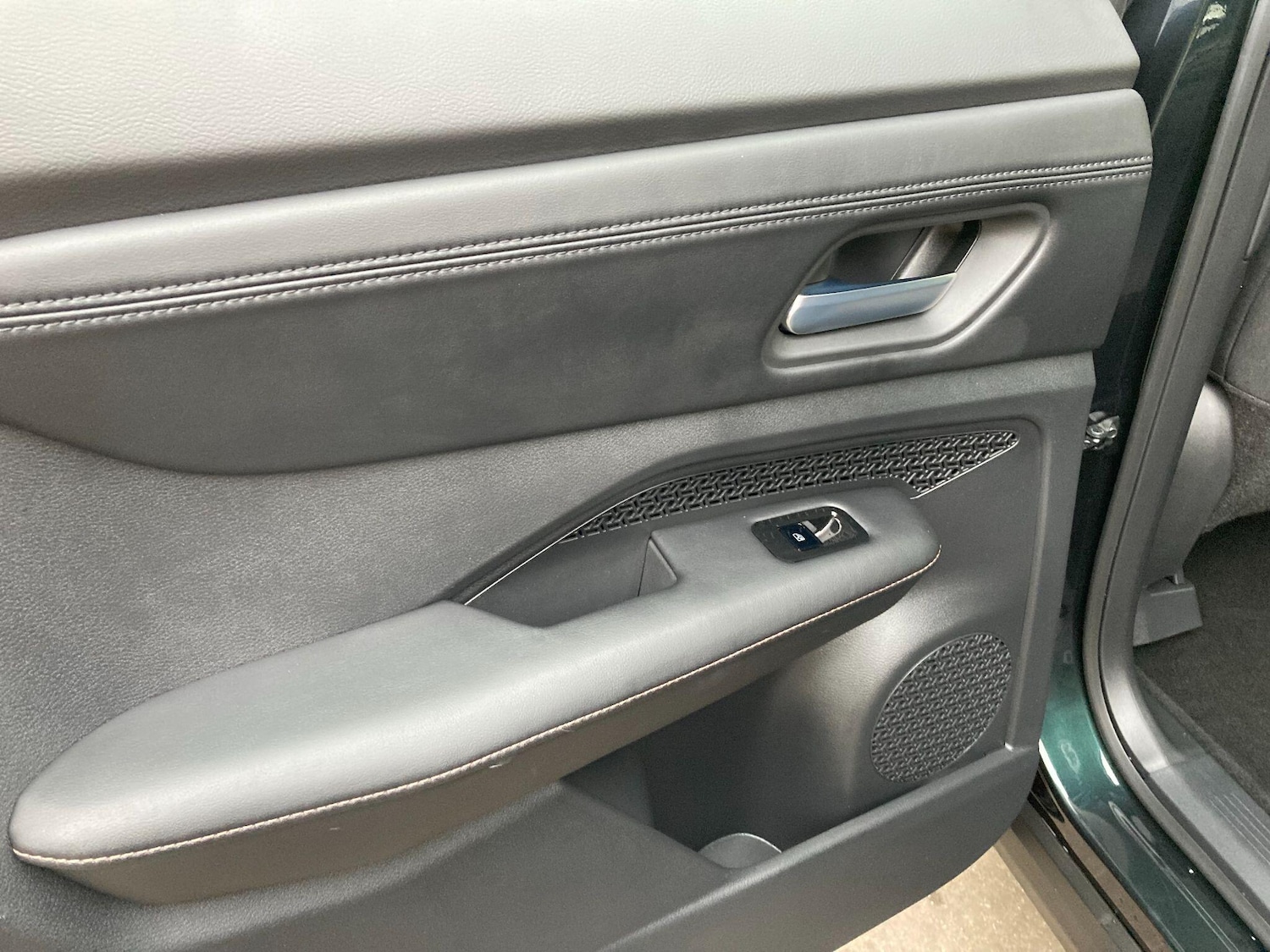 Used Nissan ARIYA 2025 for sale - 76671672: Photo 41