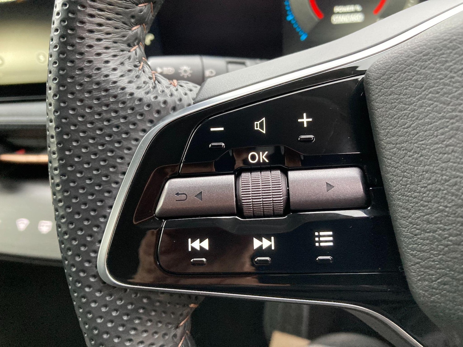 Used Nissan ARIYA 2025 for sale - 76671672: Photo 67