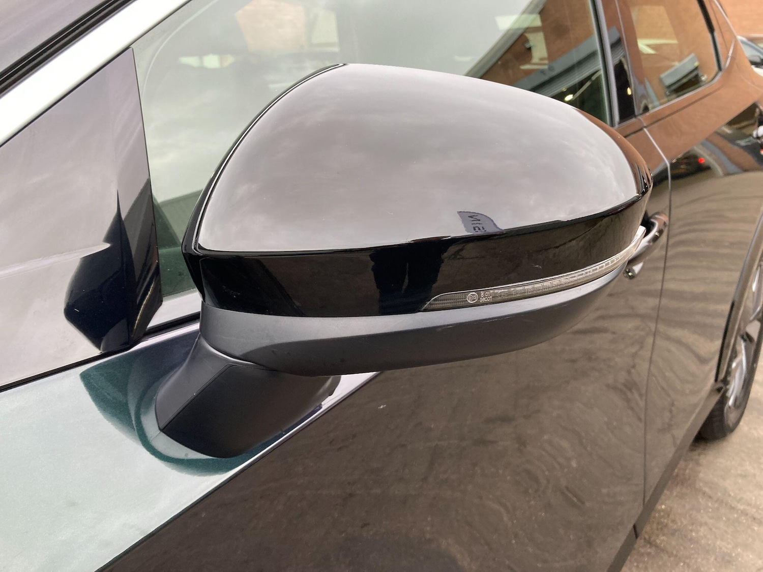 Used Nissan ARIYA 2025 for sale - 76671672: Photo 9