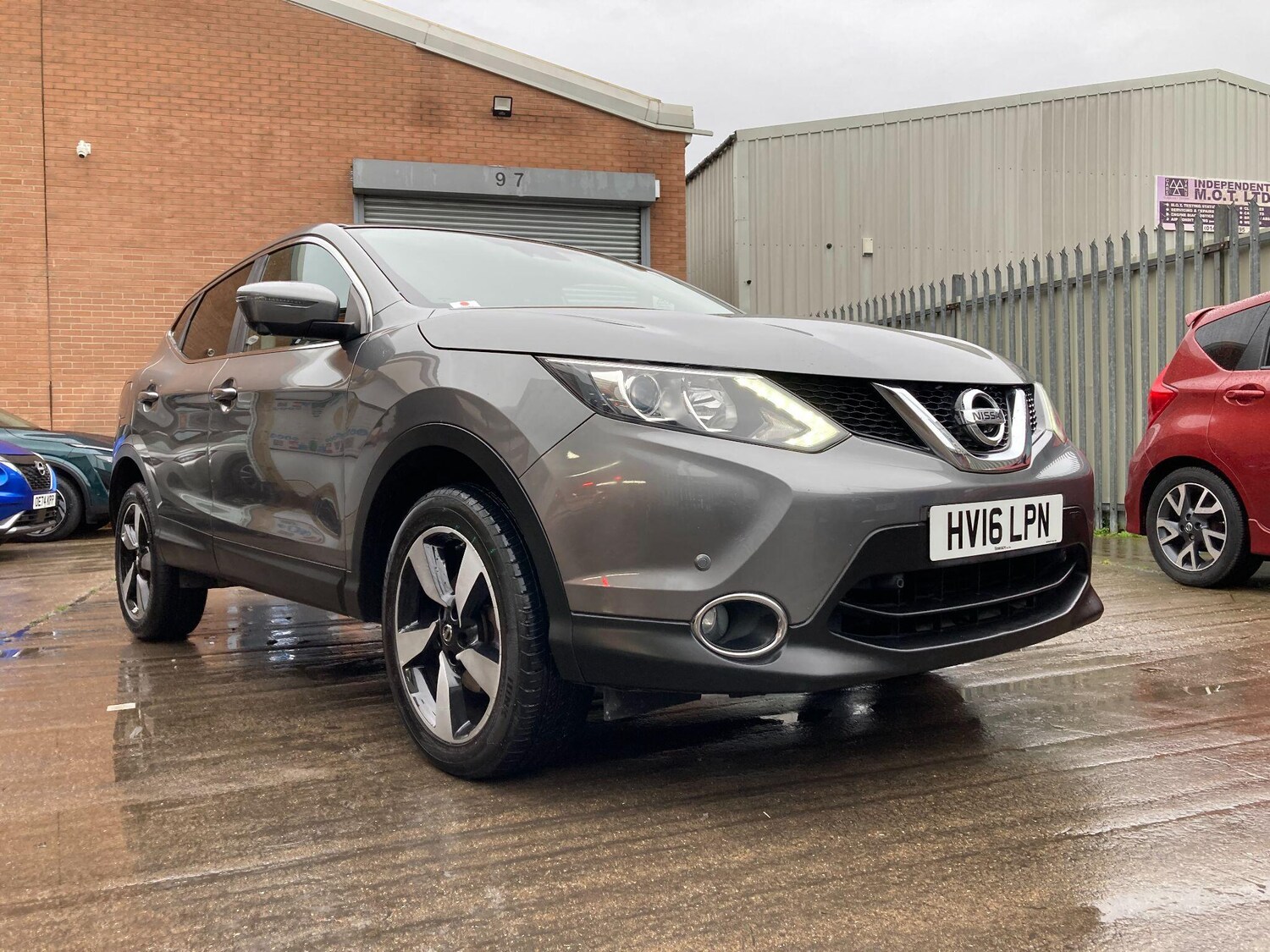 Used Nissan Qashqai 2016 for sale - 76620155: Photo 17