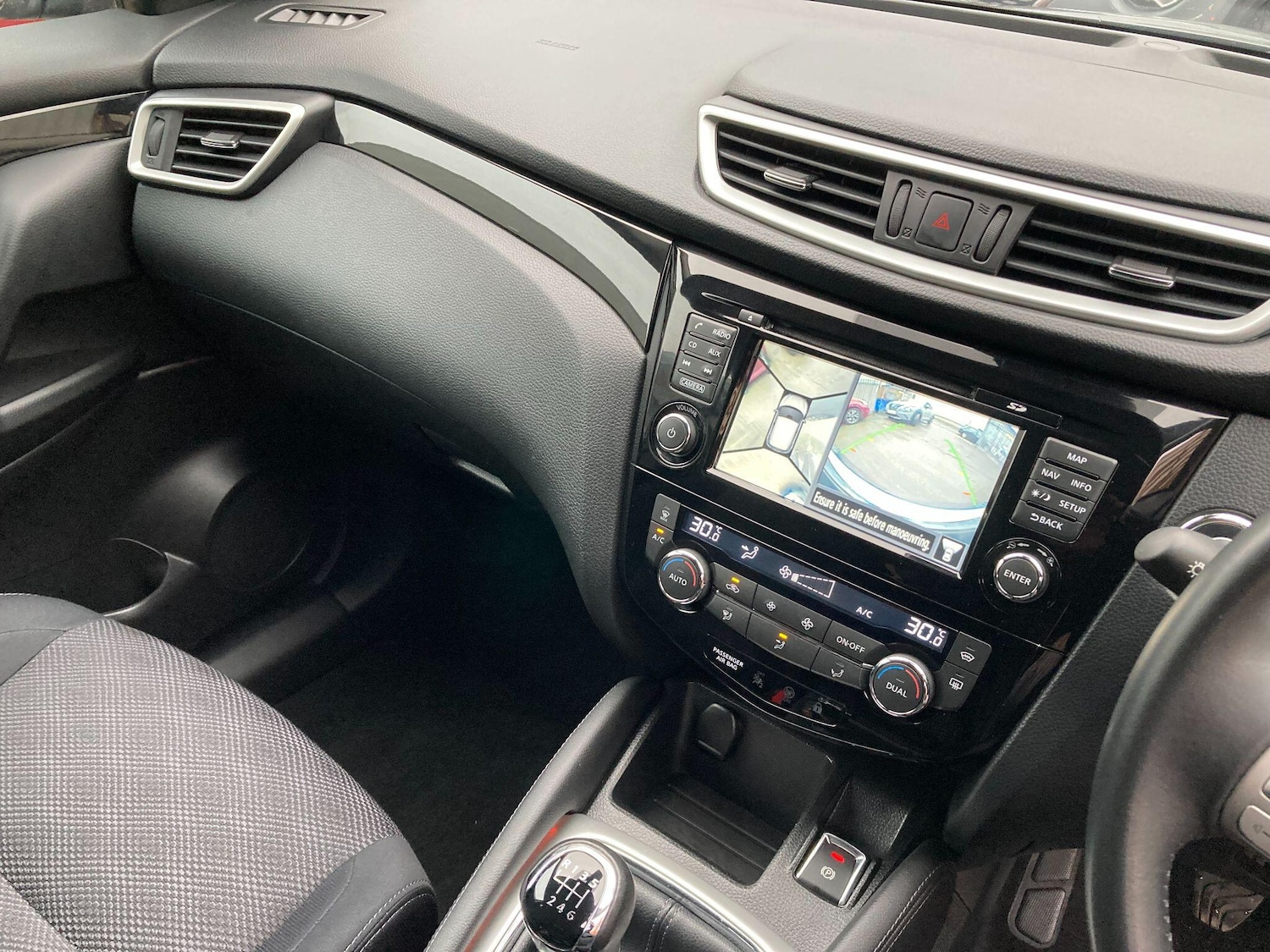 Used Nissan Qashqai 2016 for sale - 76620155: Photo 63