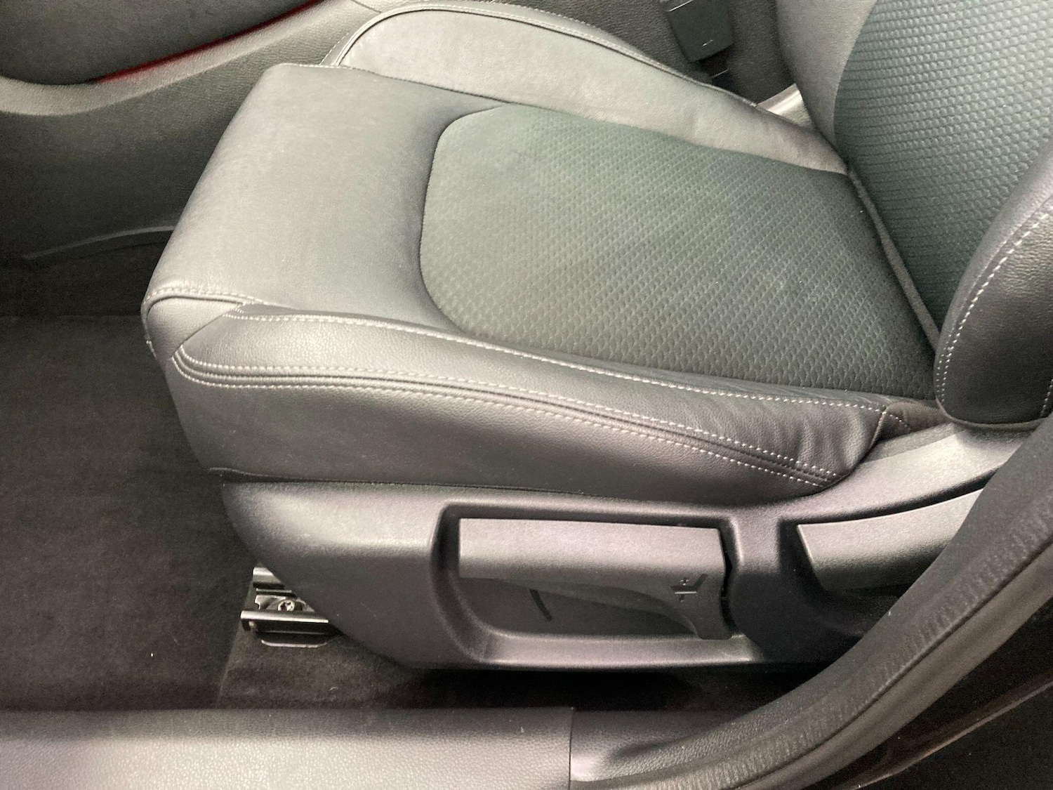 Used Nissan Qashqai 2020 for sale - 77060204: Photo 34