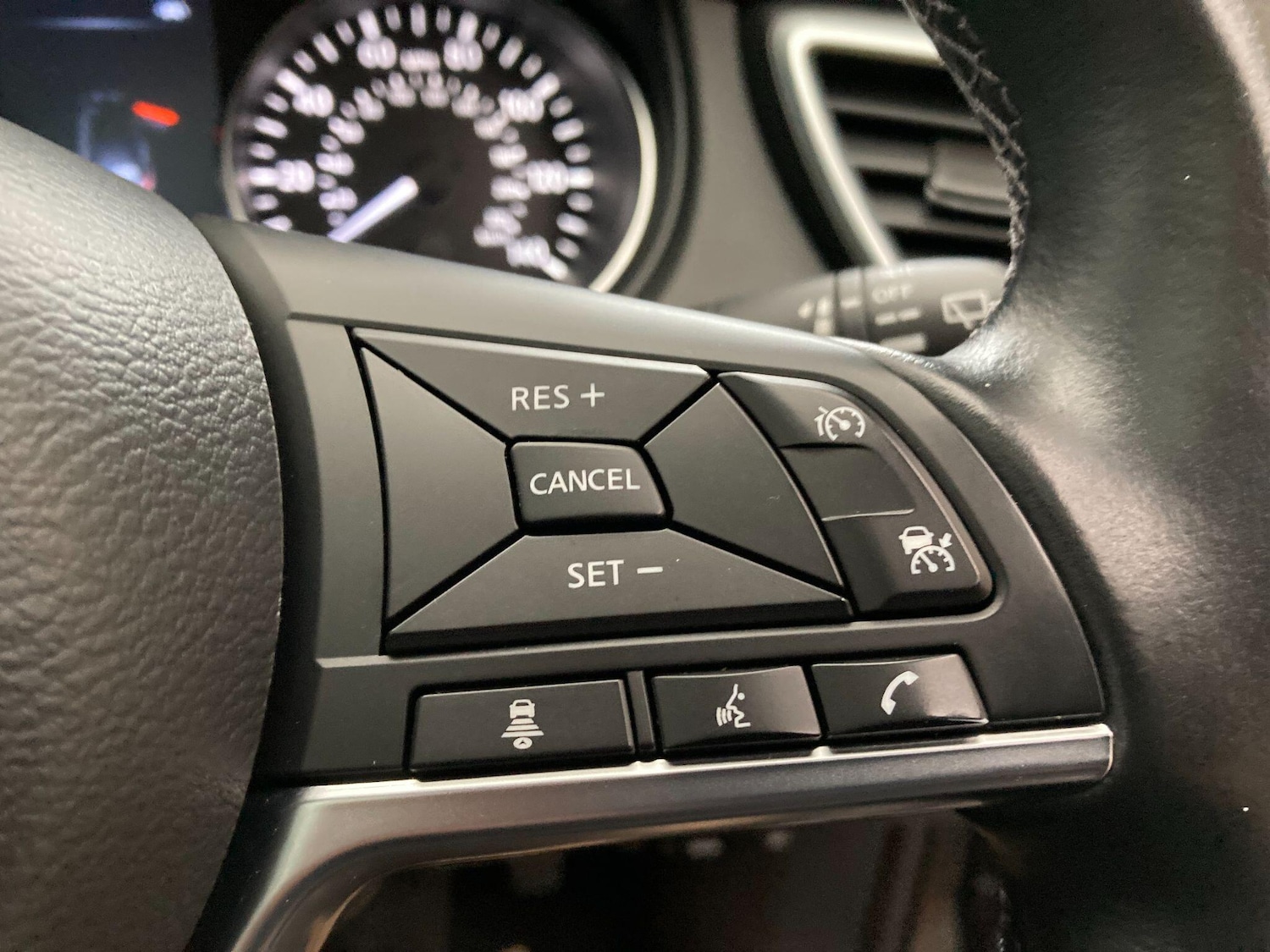 Used Nissan Qashqai 2020 for sale - 77060204: Photo 56