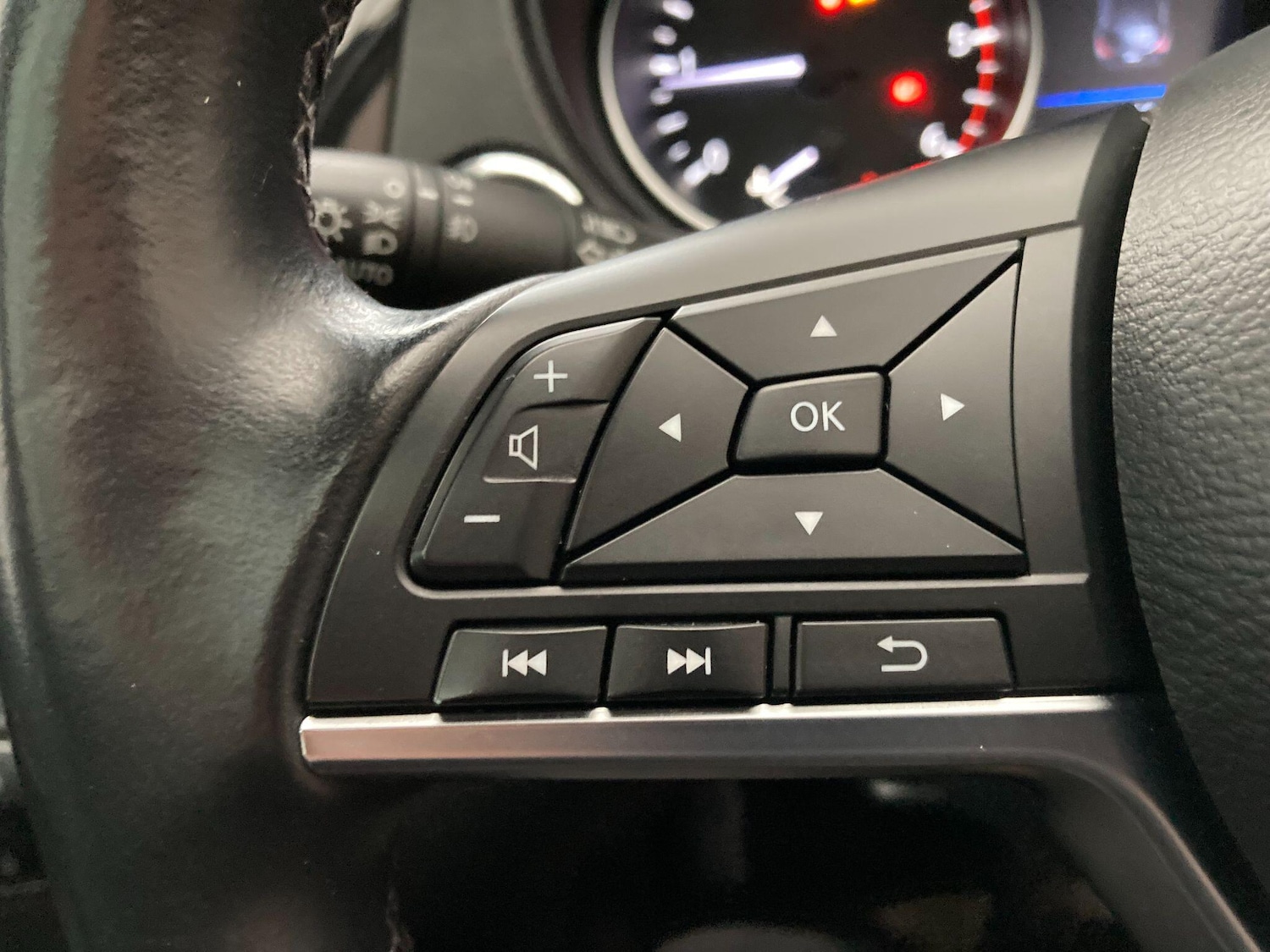 Used Nissan Qashqai 2020 for sale - 77060204: Photo 57