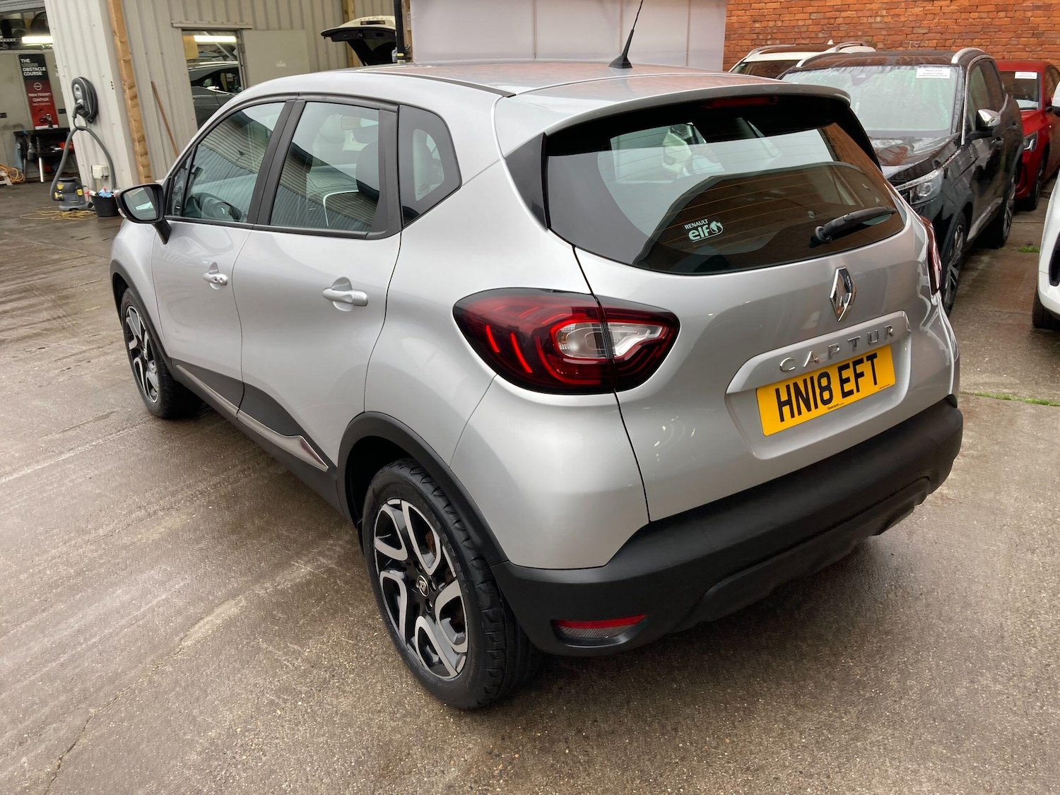Used Renault Captur 2018 for sale - 76498708: Photo 25