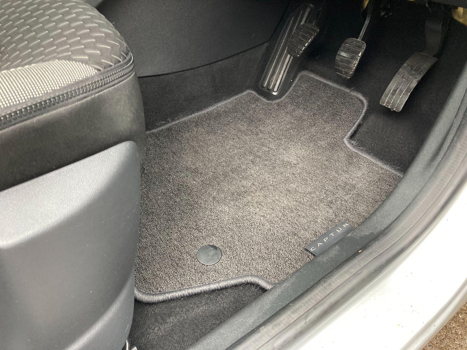 Used Renault Captur 2018 for sale - 76498708: Photo 46